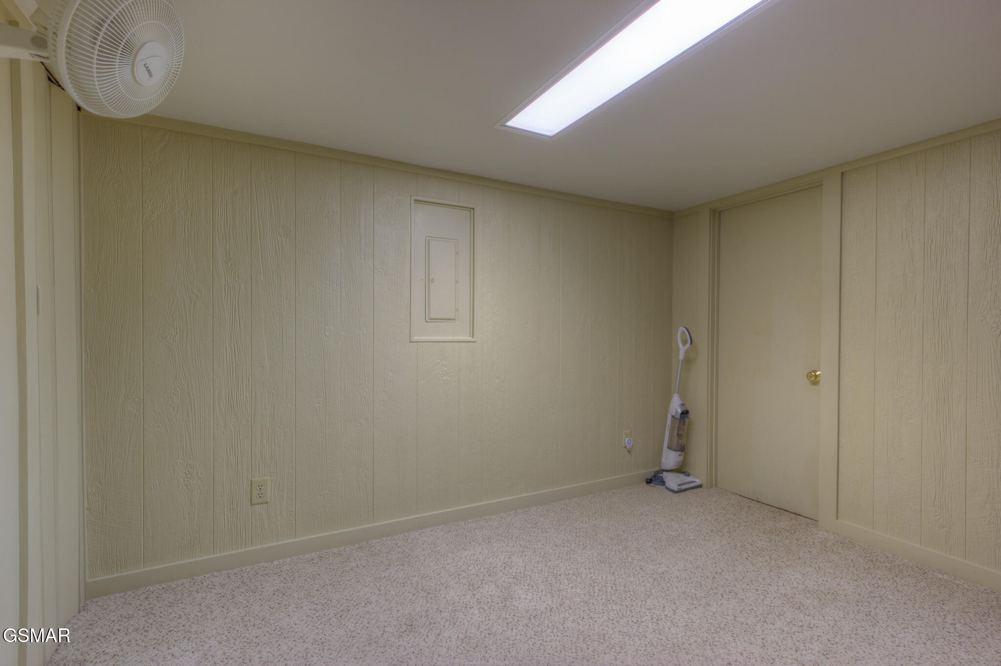 Gatlinburg, Tennessee, 37738, United States, 3 Bedrooms Bedrooms, ,4 BathroomsBathrooms,Residential,For Sale,1979752