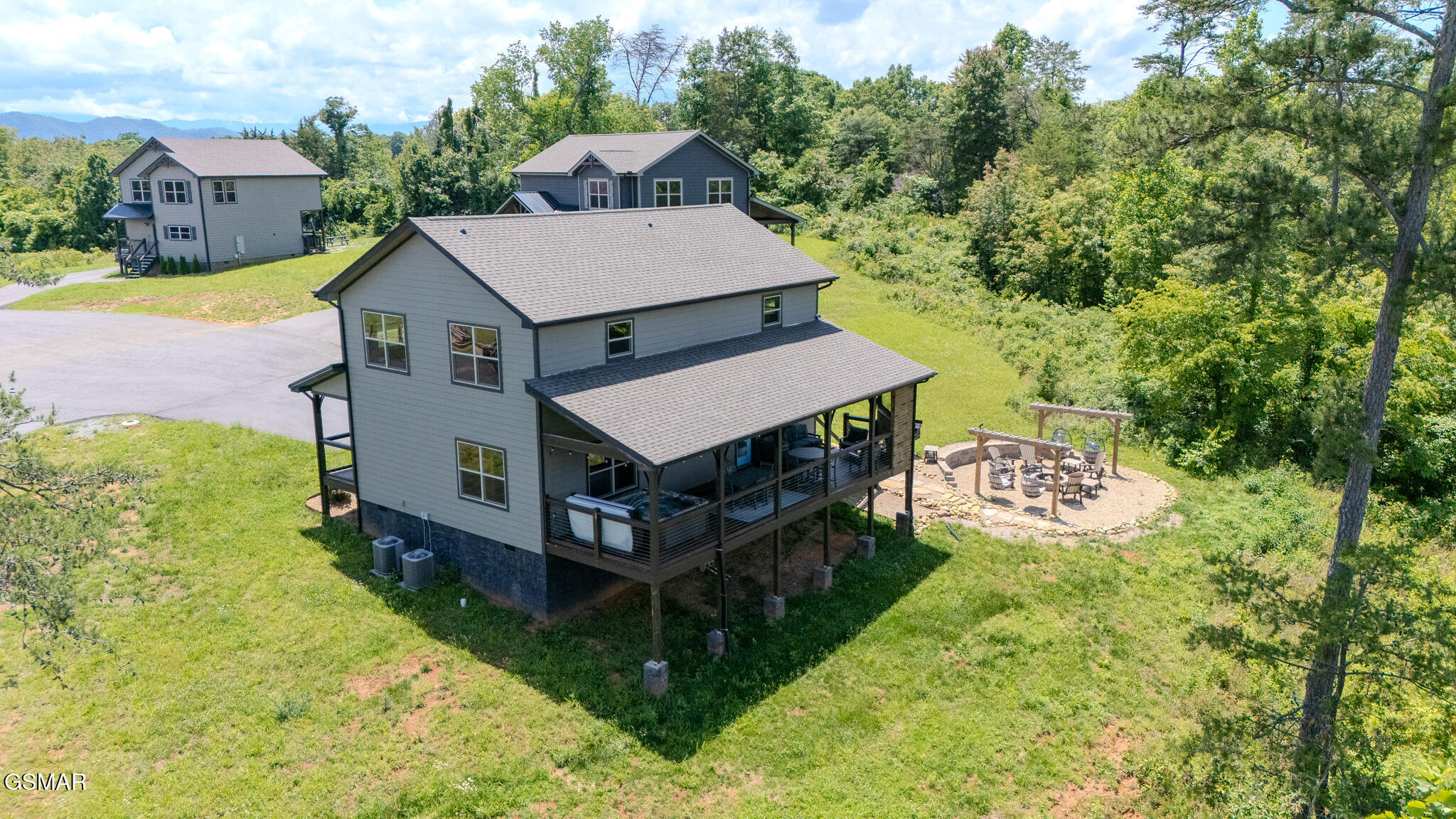 Sevierville, Tennessee, 37876, United States, 3 Bedrooms Bedrooms, ,3 BathroomsBathrooms,Residential,For Sale,2020678