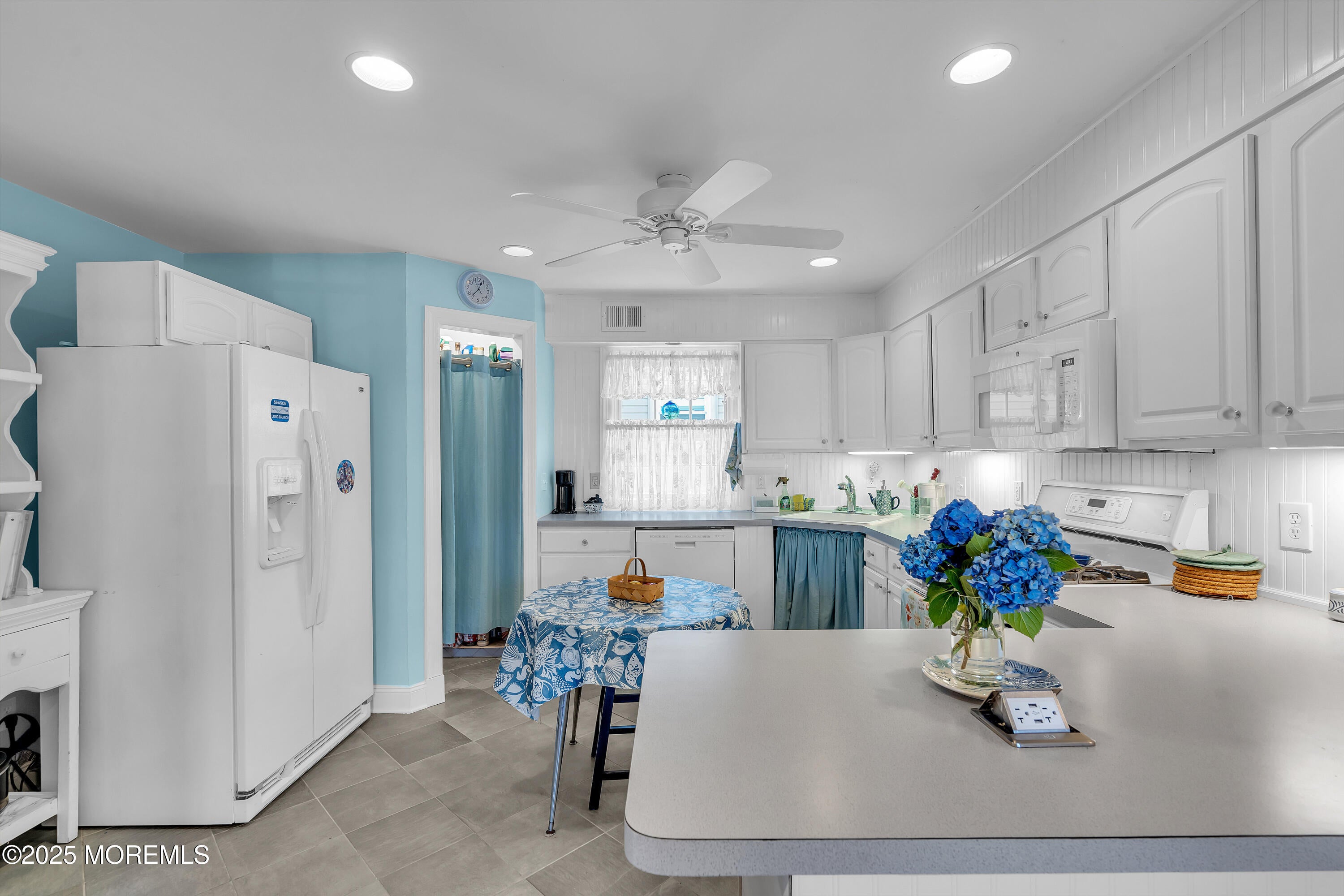 West Long Branch, New Jersey, 07764, United States, 3 Bedrooms Bedrooms, ,3 BathroomsBathrooms,Residential,For Sale,1974397