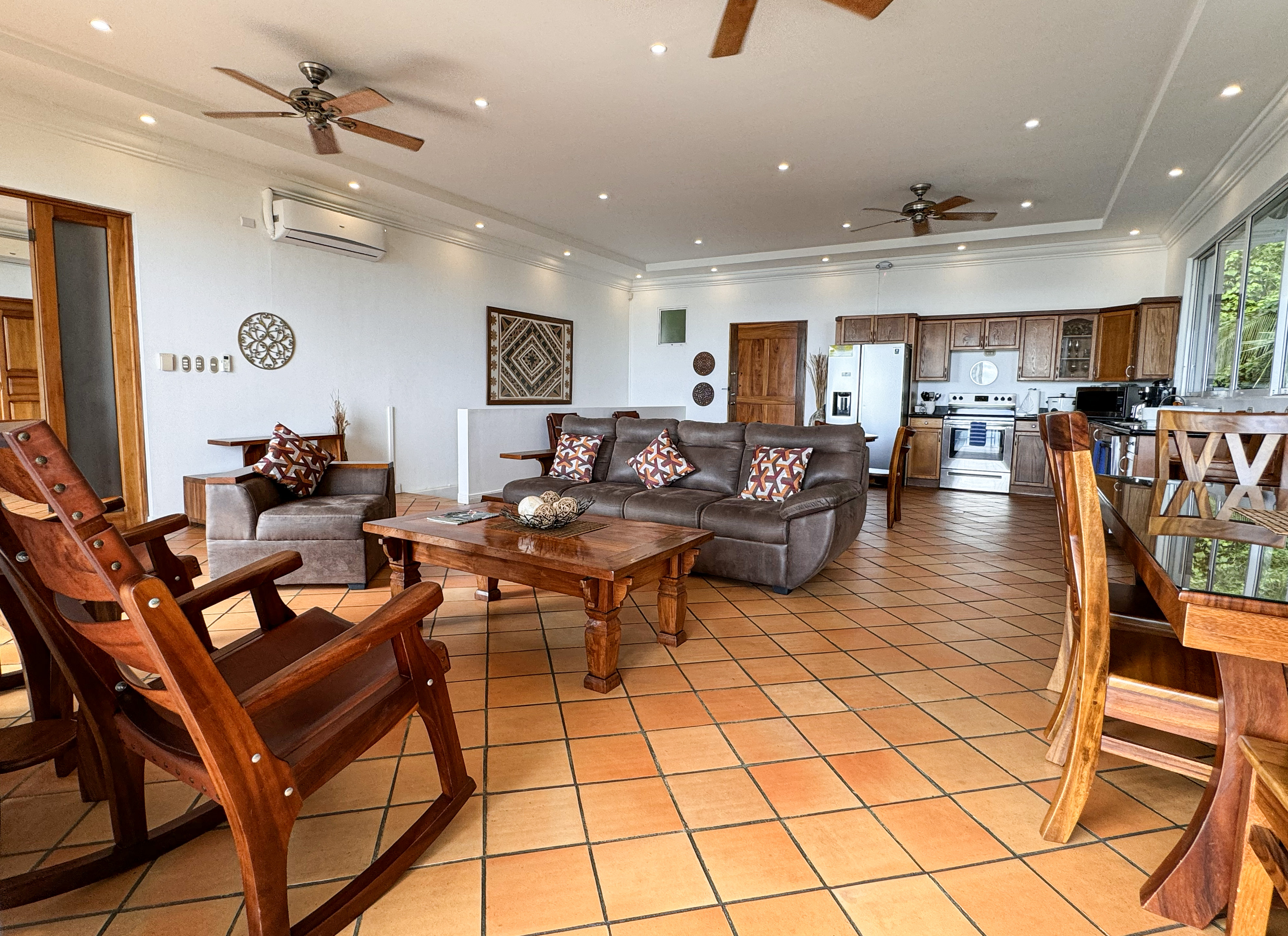 Manuel Antonio, Manuel Antonio, Puntarenas, CR, 4 Bedrooms Bedrooms, ,Residential,For Sale,Manuel Antonio,1617349