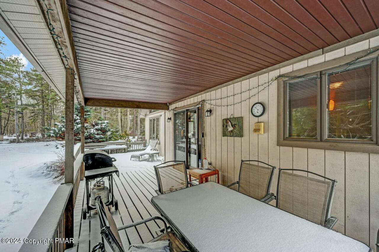 Lake Harmony, Pennsylvania, 18624, United States, 3 Bedrooms Bedrooms, ,2 BathroomsBathrooms,Residential,For Sale,1688496