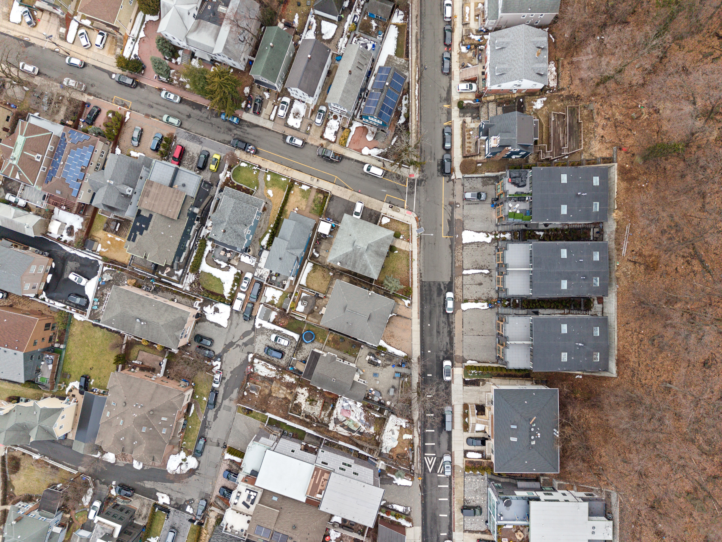  712 Undercliff Avenue, Edgewater, NJ, 07020 - 物件實景