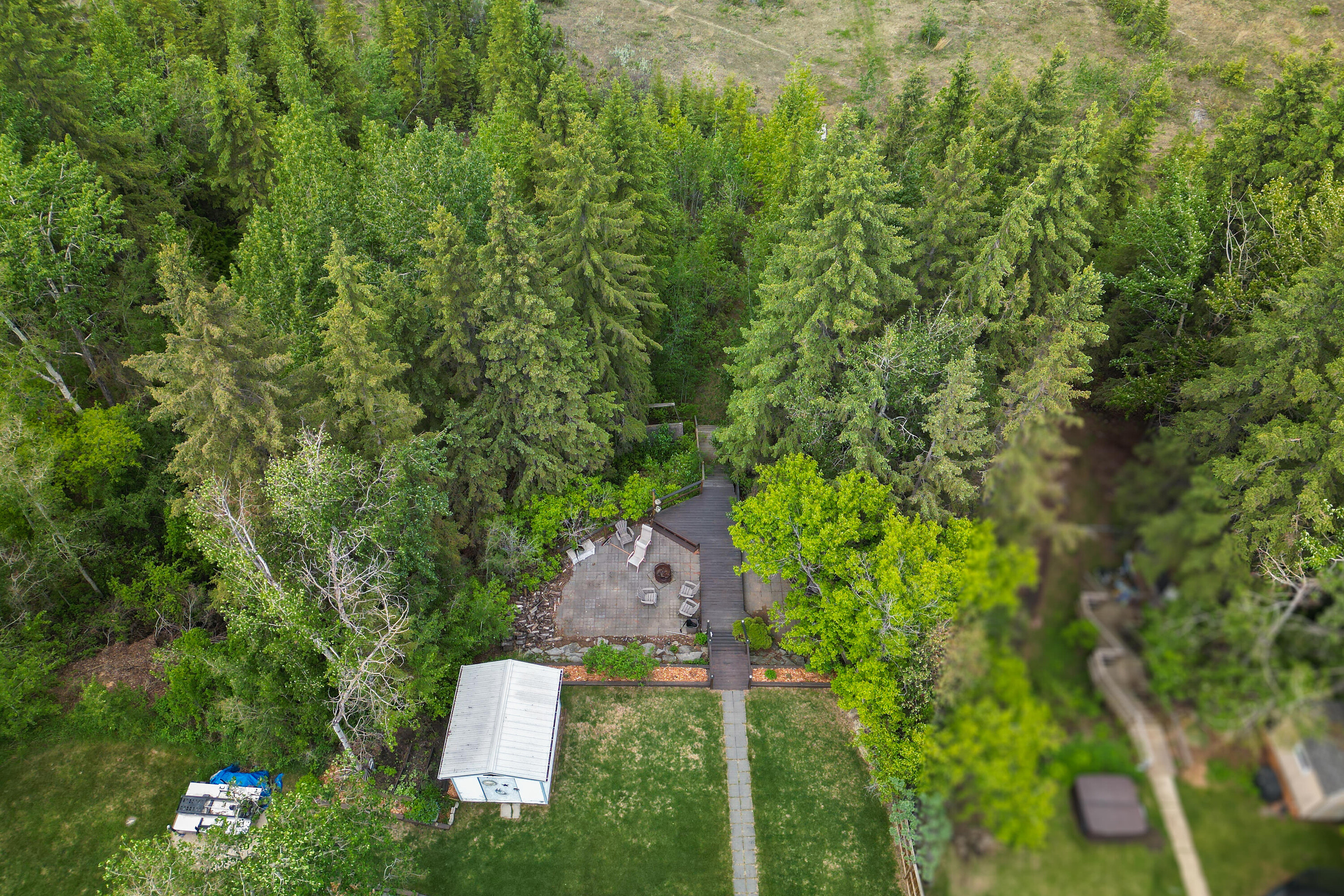  Rural Lacombe County, North - 物件實景