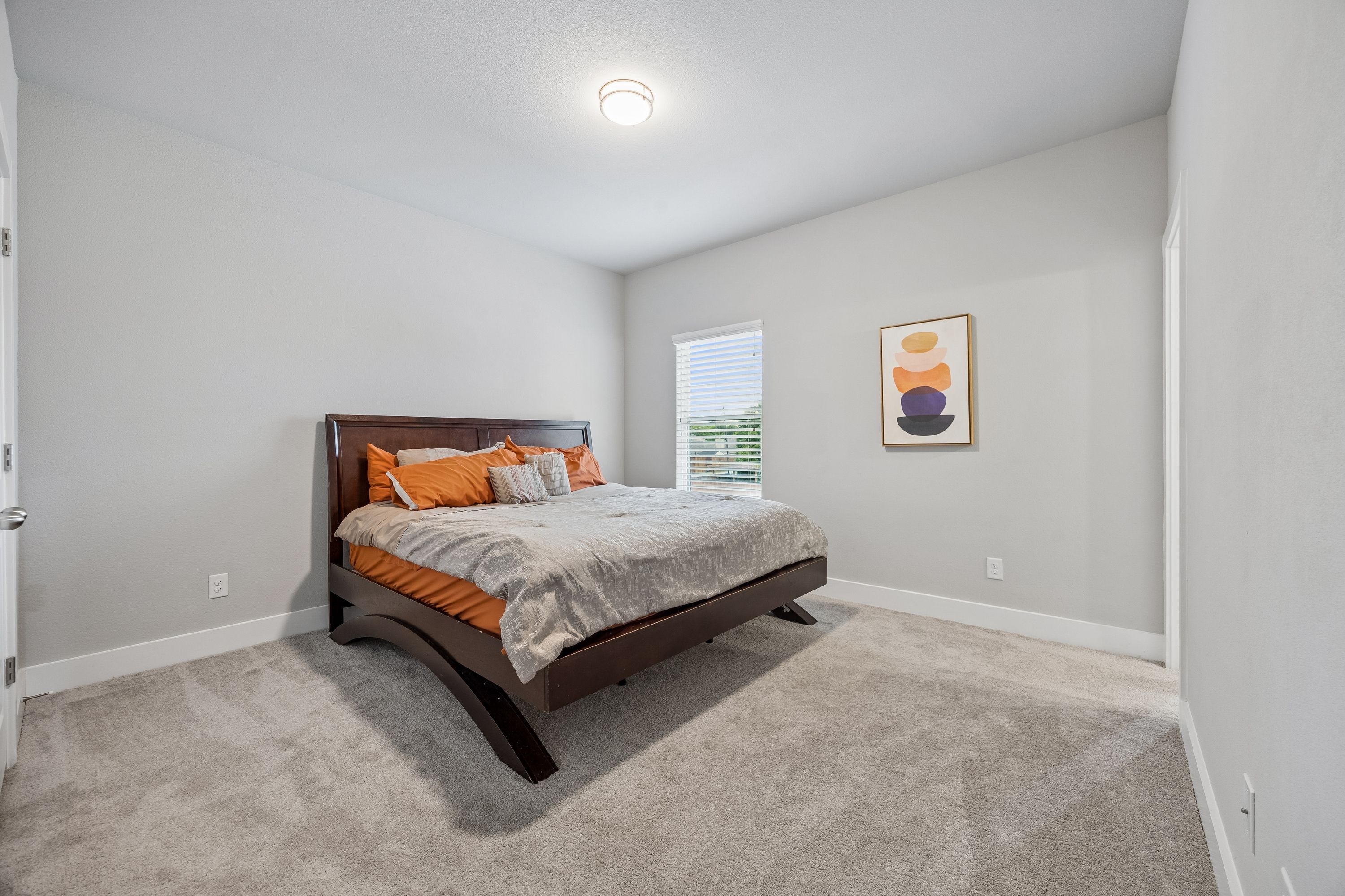  Rare Newer Multi Gen Living with Room to Grow - 物件實景