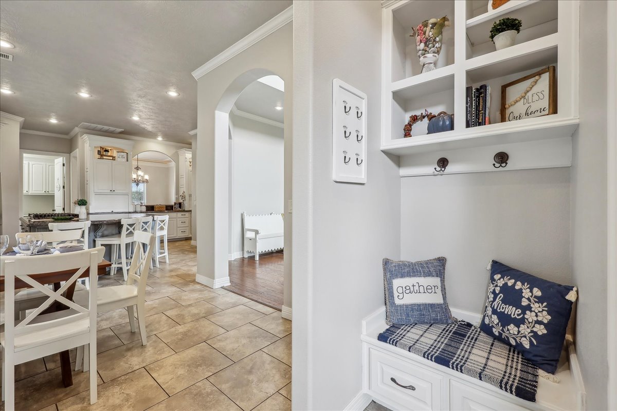 Lumberton, Texas, 77657, United States, 5 Bedrooms Bedrooms, ,4 BathroomsBathrooms,Residential,For Sale,1941970