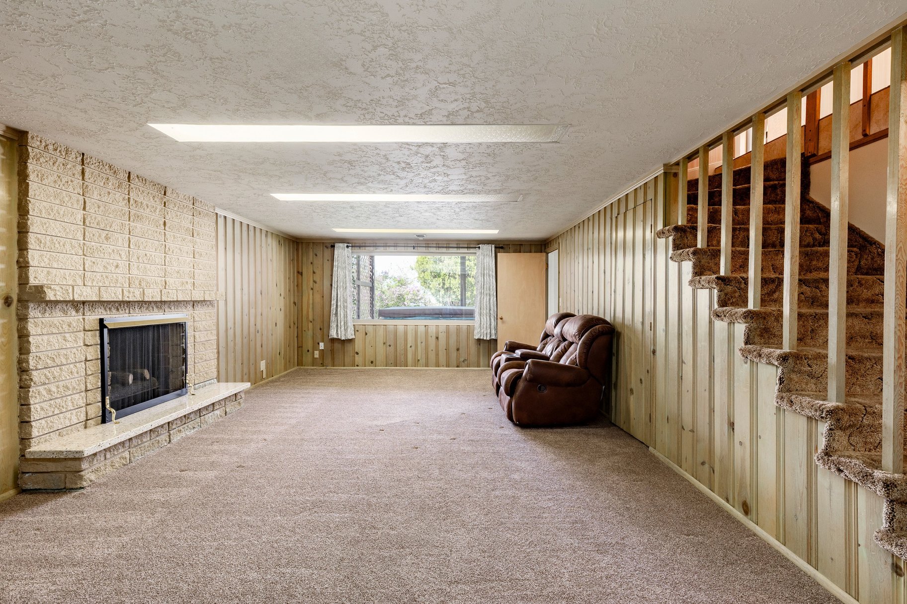  Solid Olympus Cove 2 Story With Mountain and Valley Views - 物件實景