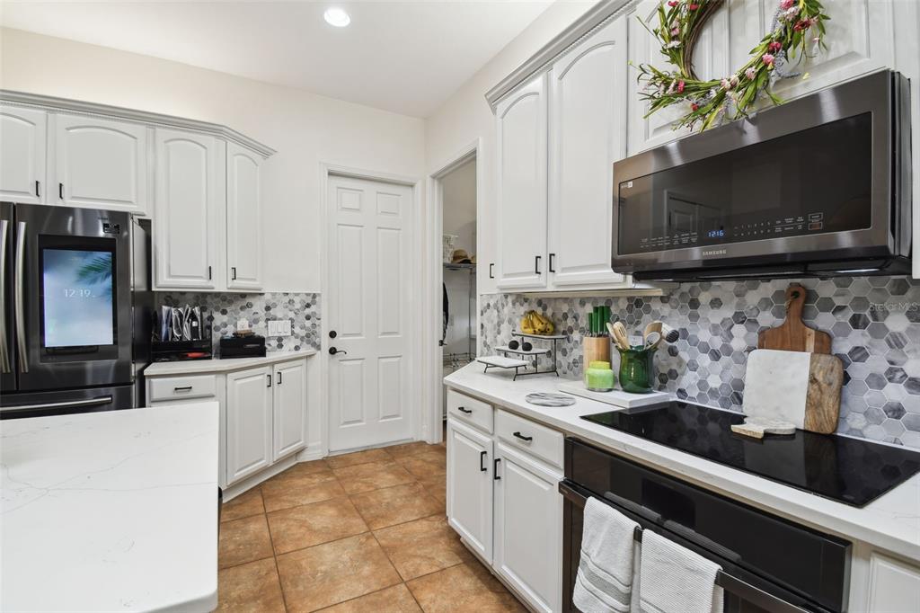 Hudson, Florida, 34669, United States, 4 Bedrooms Bedrooms, ,3 BathroomsBathrooms,Residential,For Sale,1869987