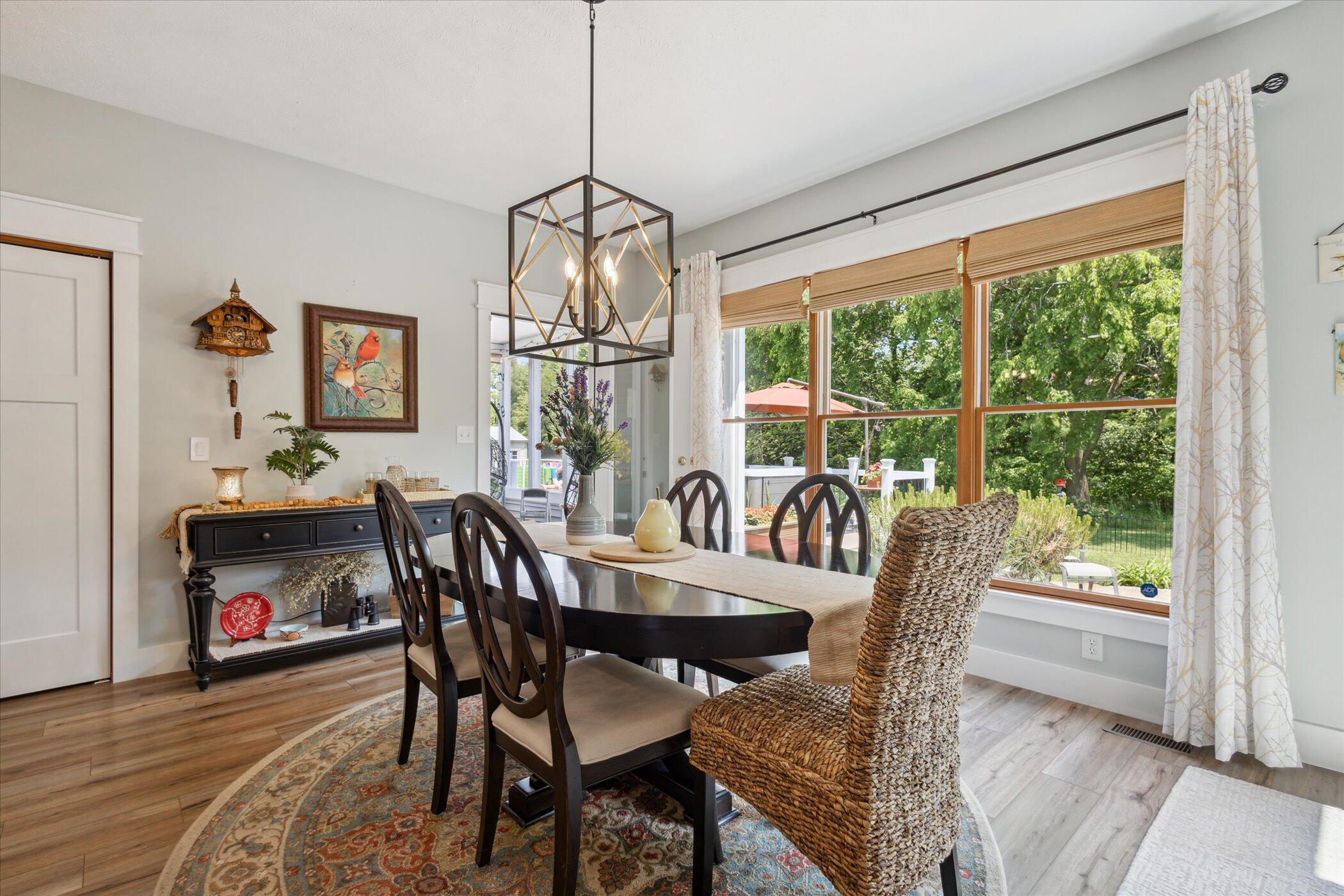 Edwardsburg, Michigan, 49112, United States, 4 Bedrooms Bedrooms, ,4 BathroomsBathrooms,Residential,For Sale,1989598