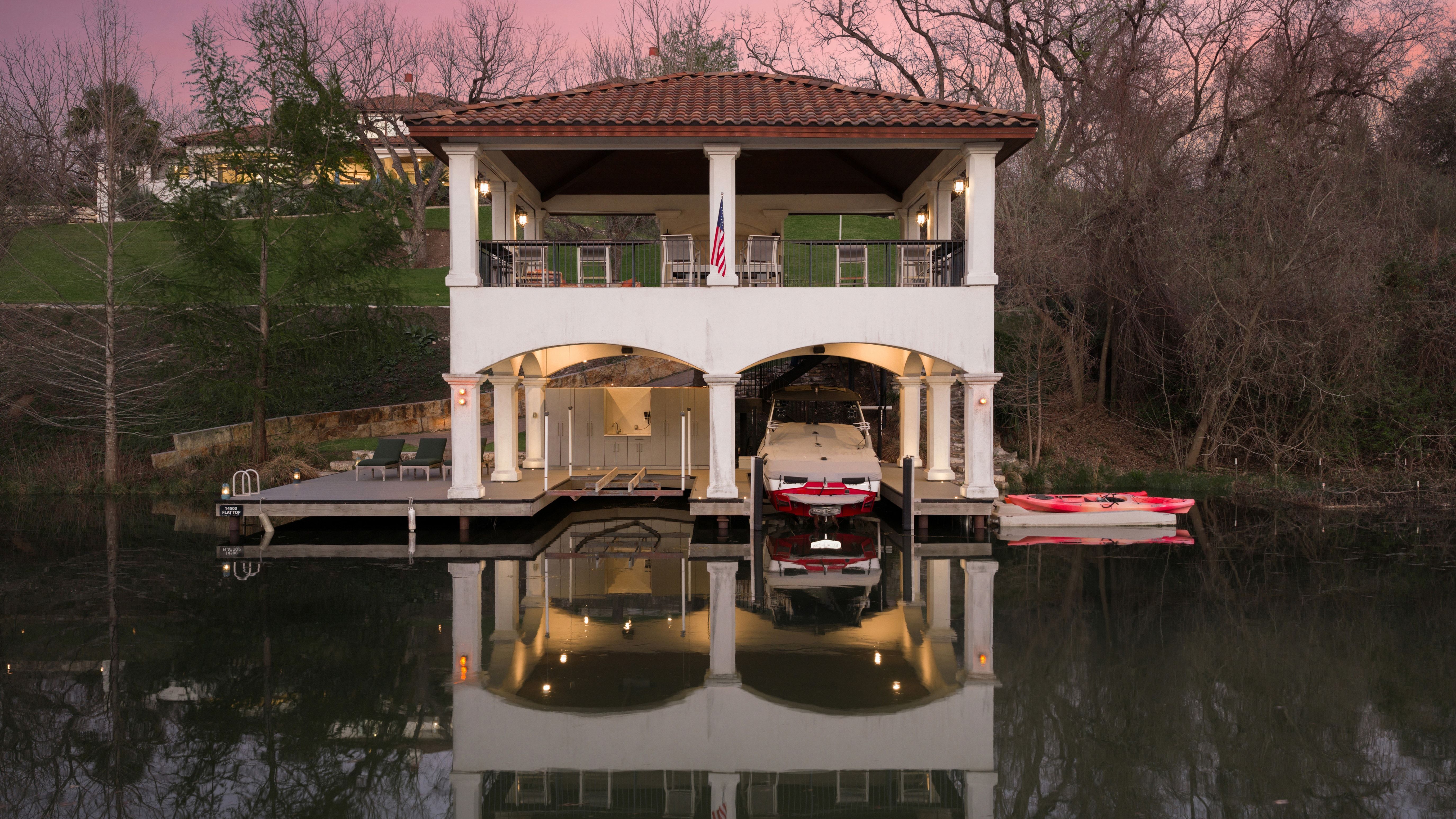  Butterfly Beach on Lake Austin - 物件實景