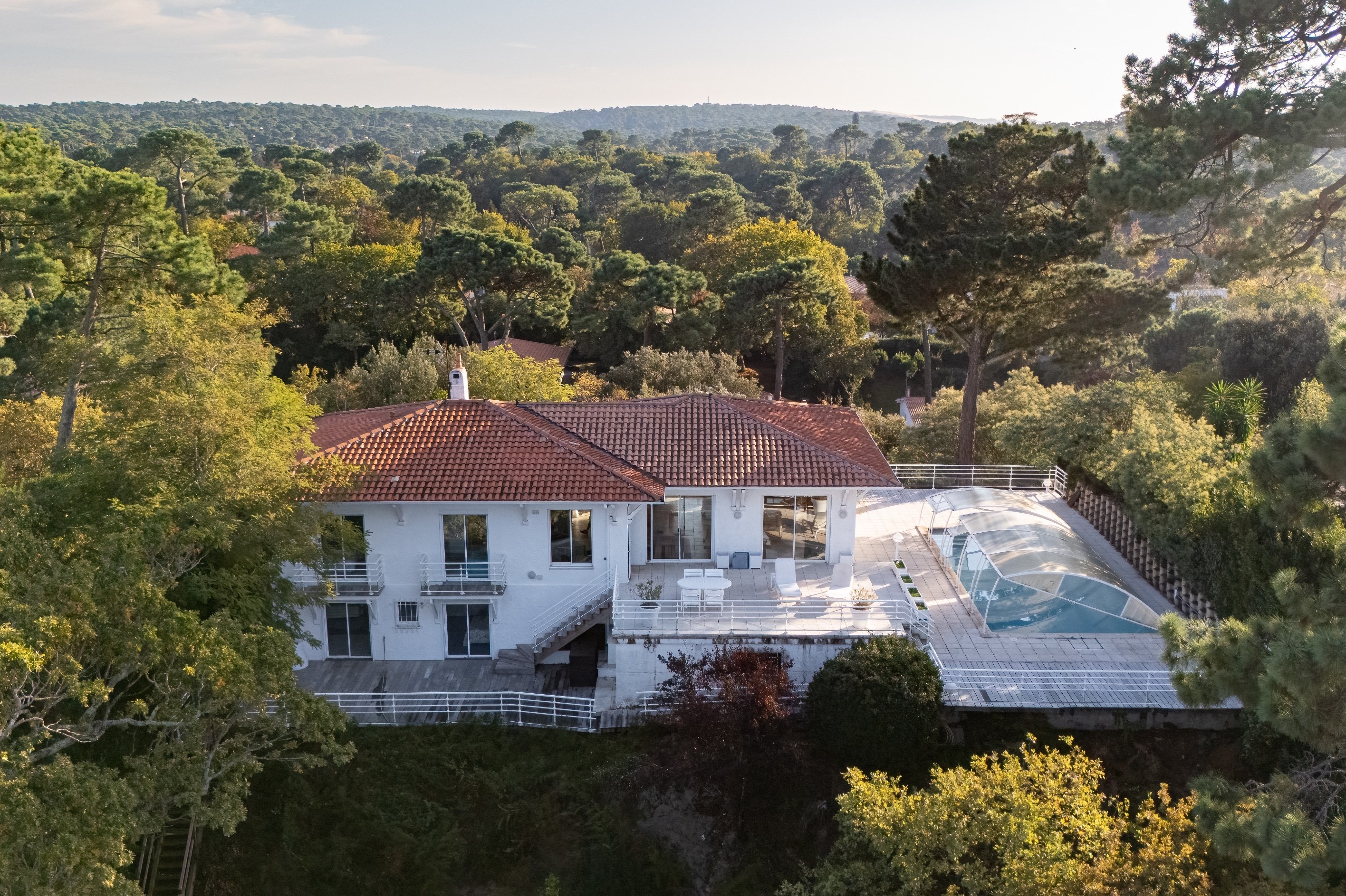  ARCACHON - EXCEPTIONAL VILLA IN PEREIRE WITH PANORAMIC VIEWS OVER ARCACHON BAY - 物件實景