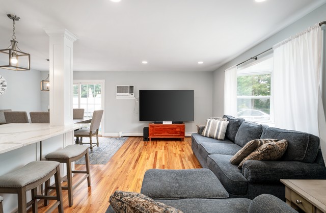 Sound Beach, New York, 11789, United States, 3 Bedrooms Bedrooms, ,2 BathroomsBathrooms,Residential,For Sale,1926183