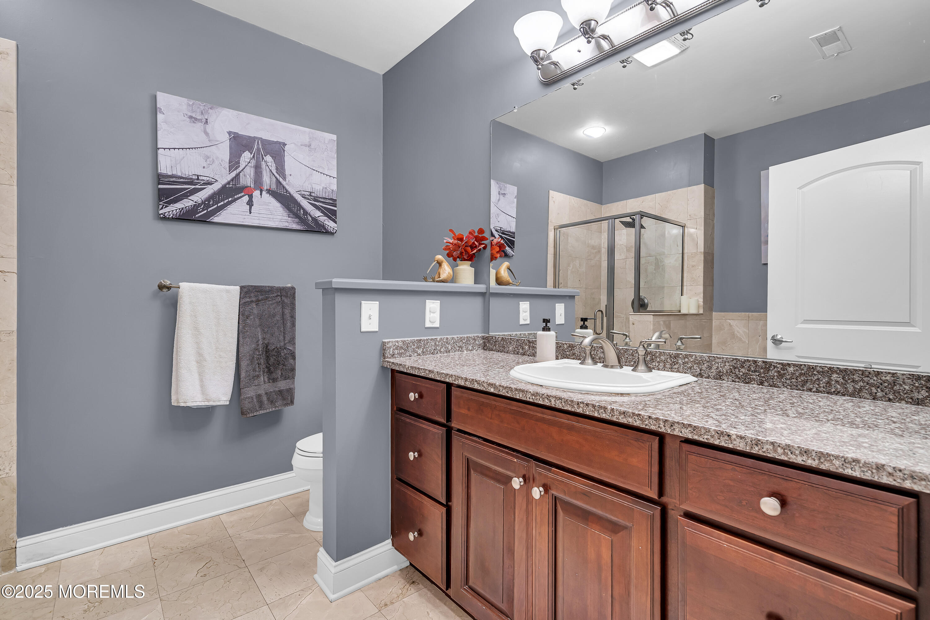West New York, New Jersey, 07093, United States, 2 Bedrooms Bedrooms, ,2 BathroomsBathrooms,Residential,For Sale,1928927