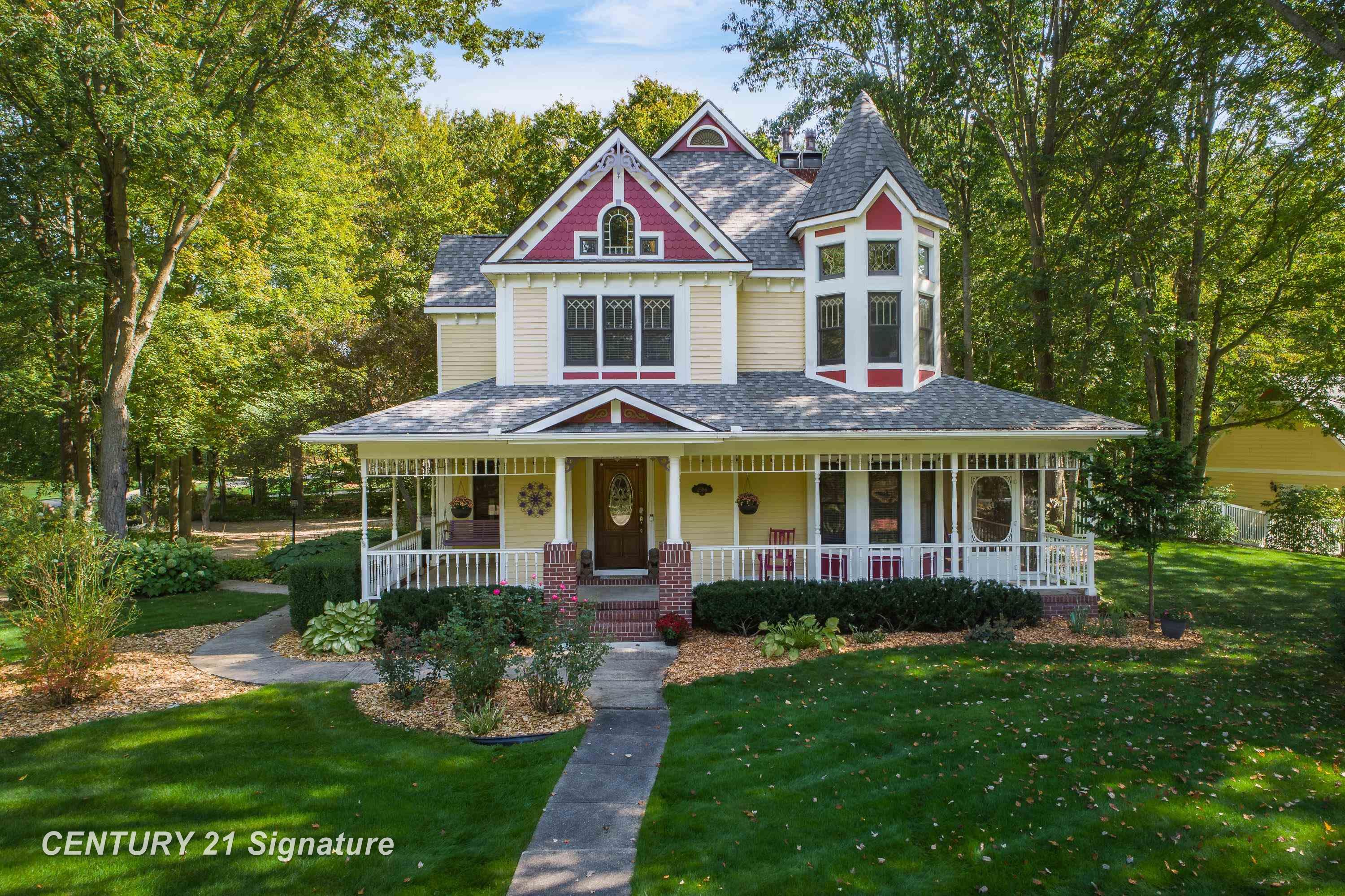 Midland, Michigan, 48642, United States, 5 Bedrooms Bedrooms, ,6 BathroomsBathrooms,Residential,For Sale,1977241