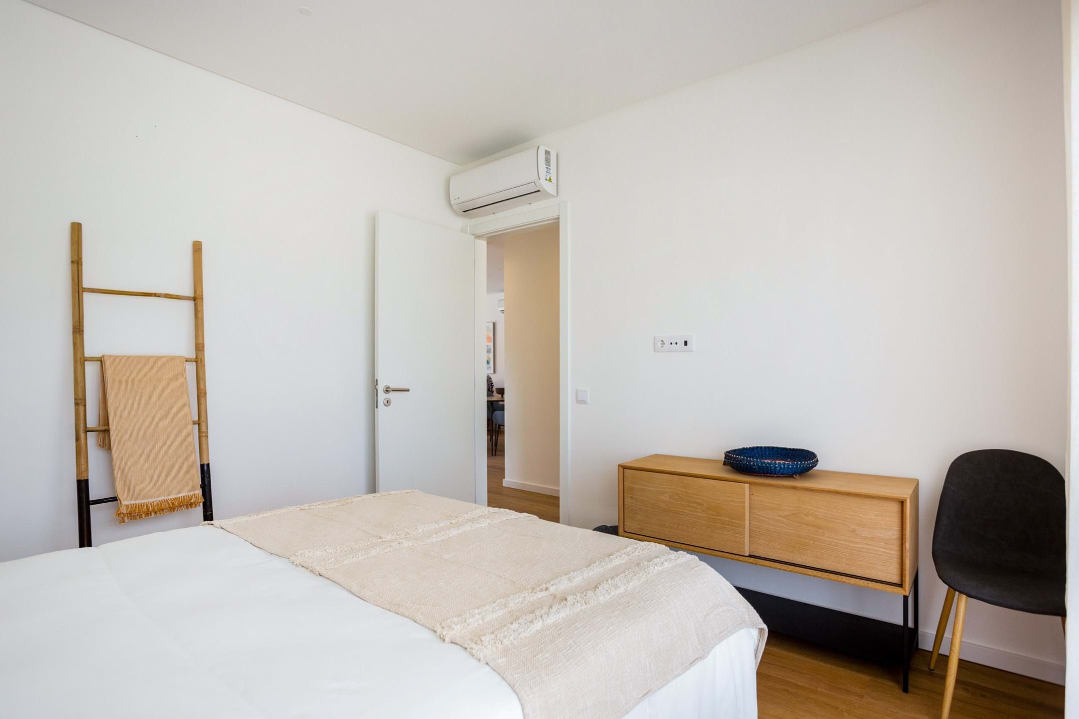 Lagoa, Faro, 8400-058, PT, 3 Bedrooms Bedrooms, ,2 BathroomsBathrooms,Residential,For Sale,1700157