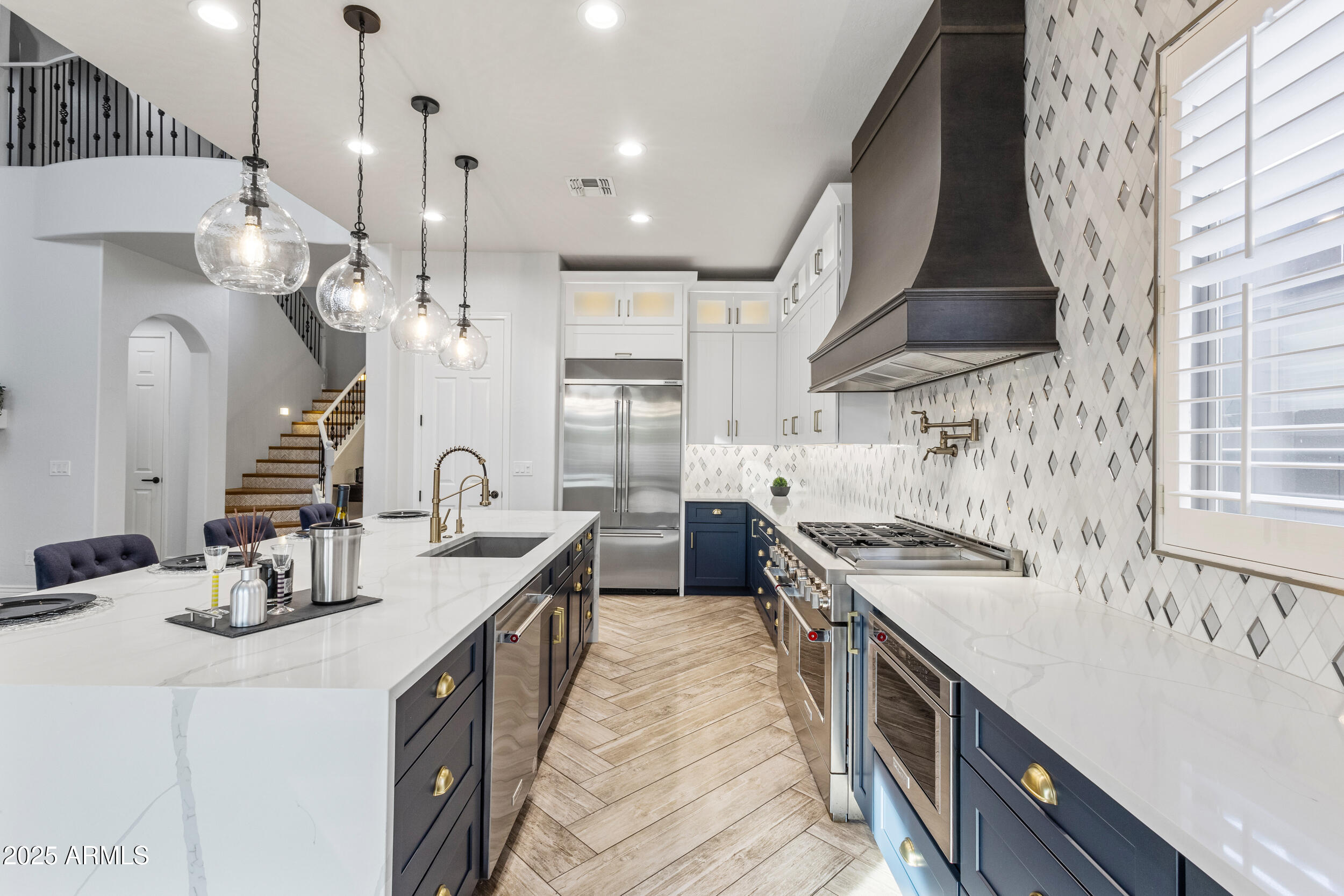 Phoenix, Arizona, 85050, United States, 5 Bedrooms Bedrooms, ,Residential,For Sale,1949706