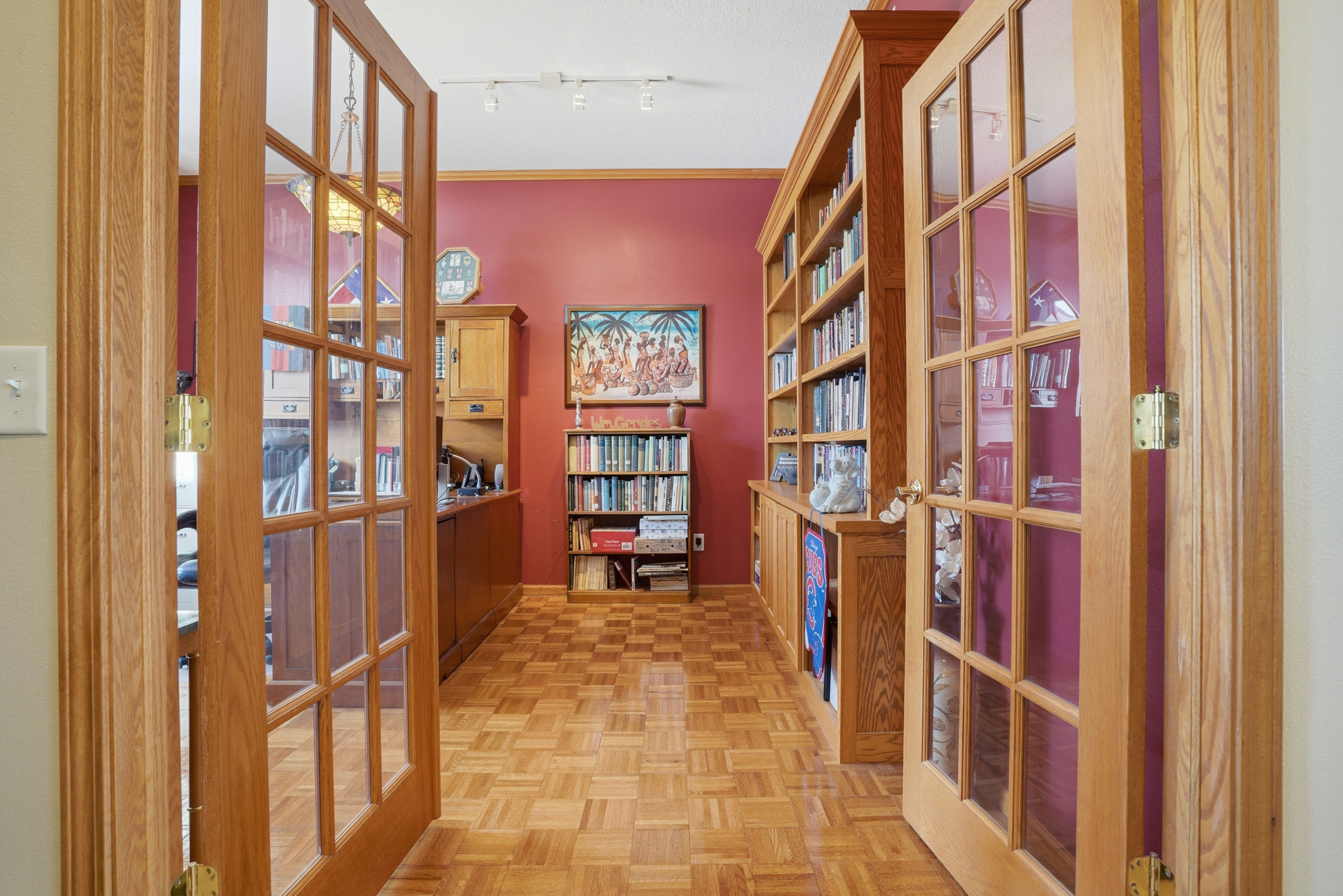 Washington, Iowa, 52353, United States, 5 Bedrooms Bedrooms, ,3 BathroomsBathrooms,Residential,For Sale,2008132