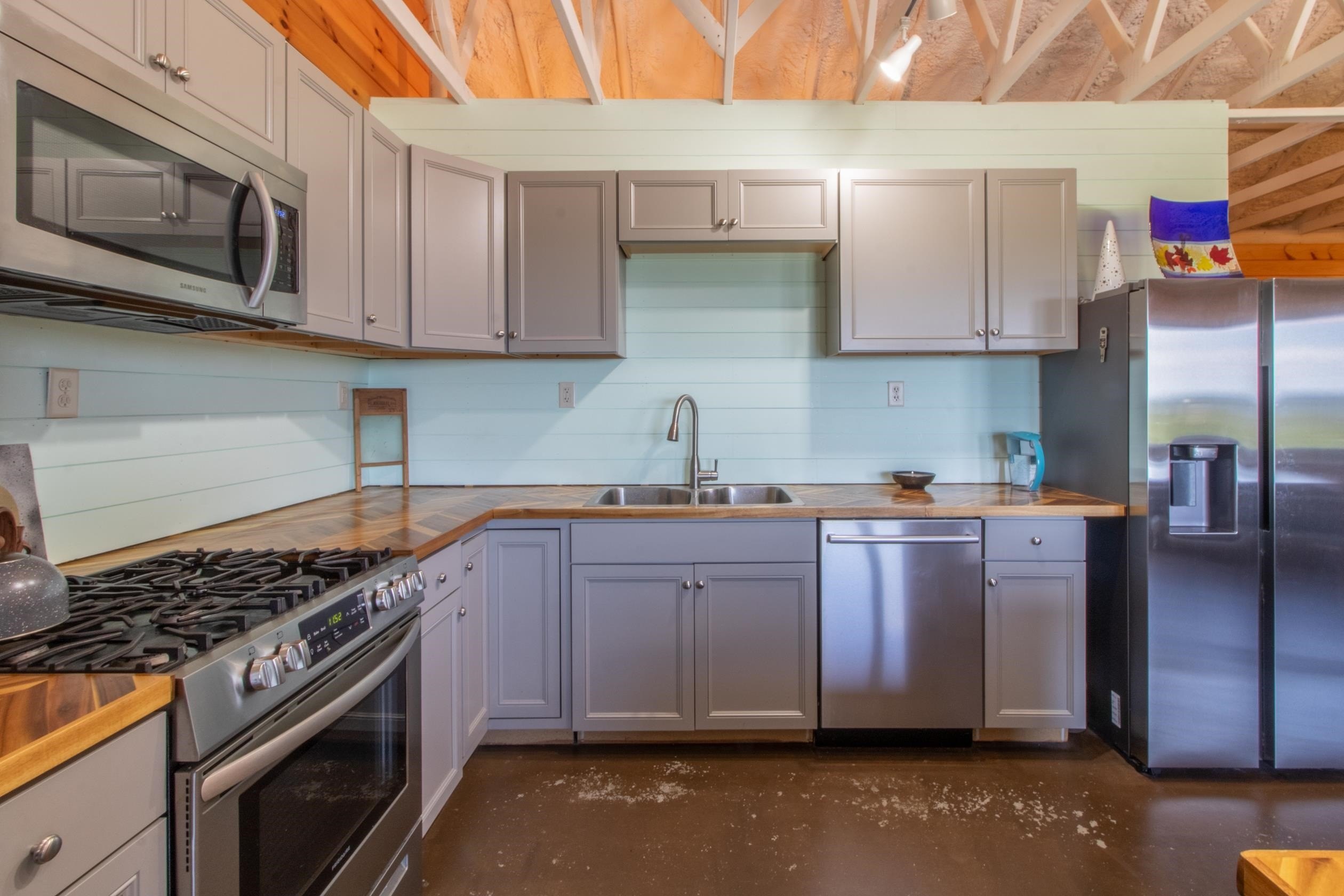 Charleston, Vermont, 05872, United States, 3 Bedrooms Bedrooms, ,1 BathroomBathrooms,Residential,For Sale,1893368