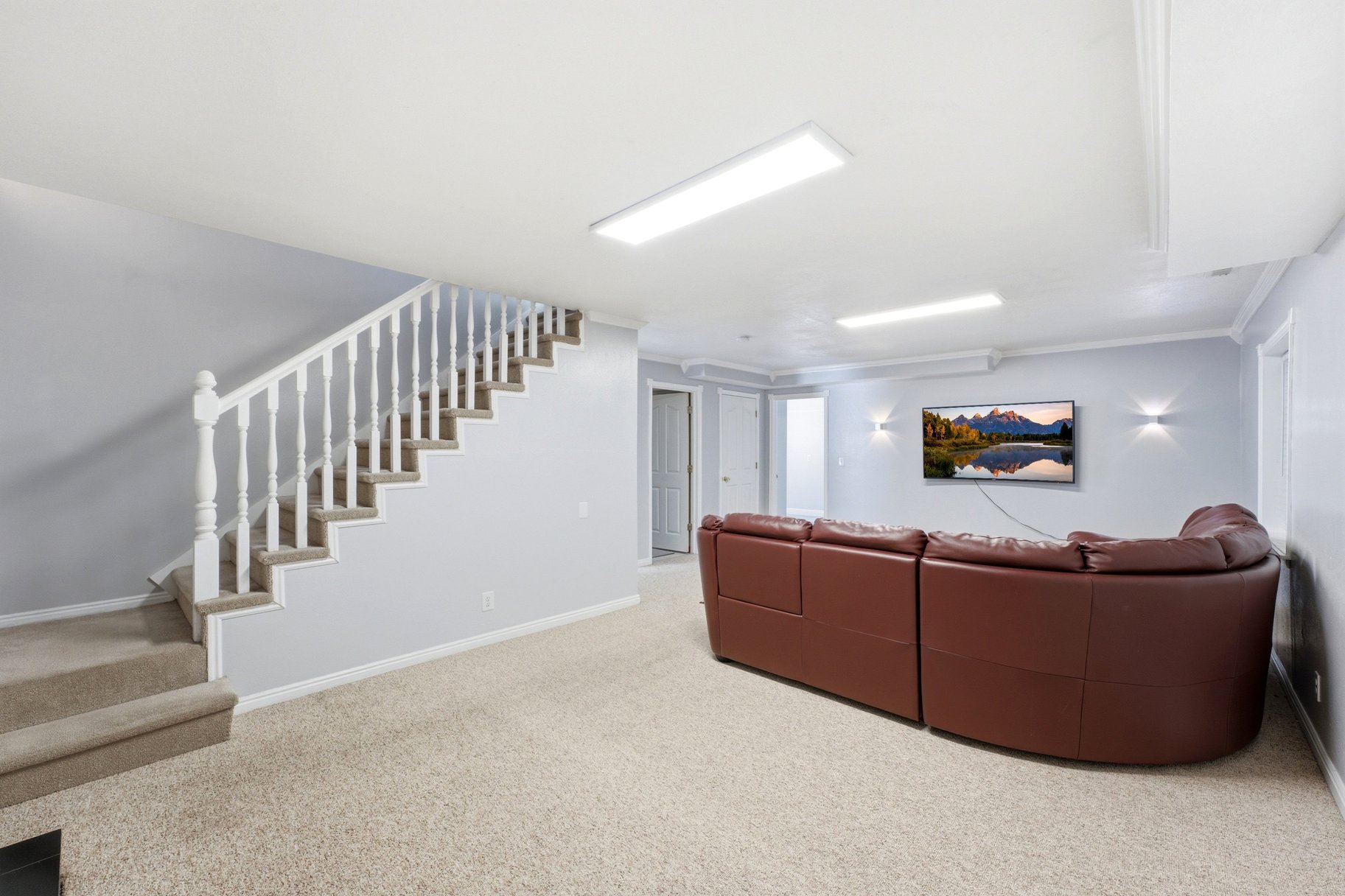  Custom Home with a 2400 Square Foot Shop with Plumbing and Electricity - 物件實景