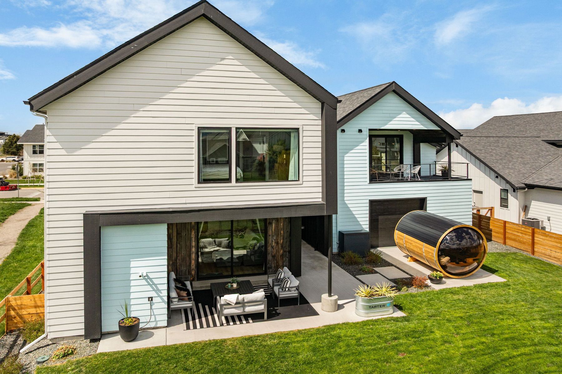  1492 Windrow Dr - 物件實景