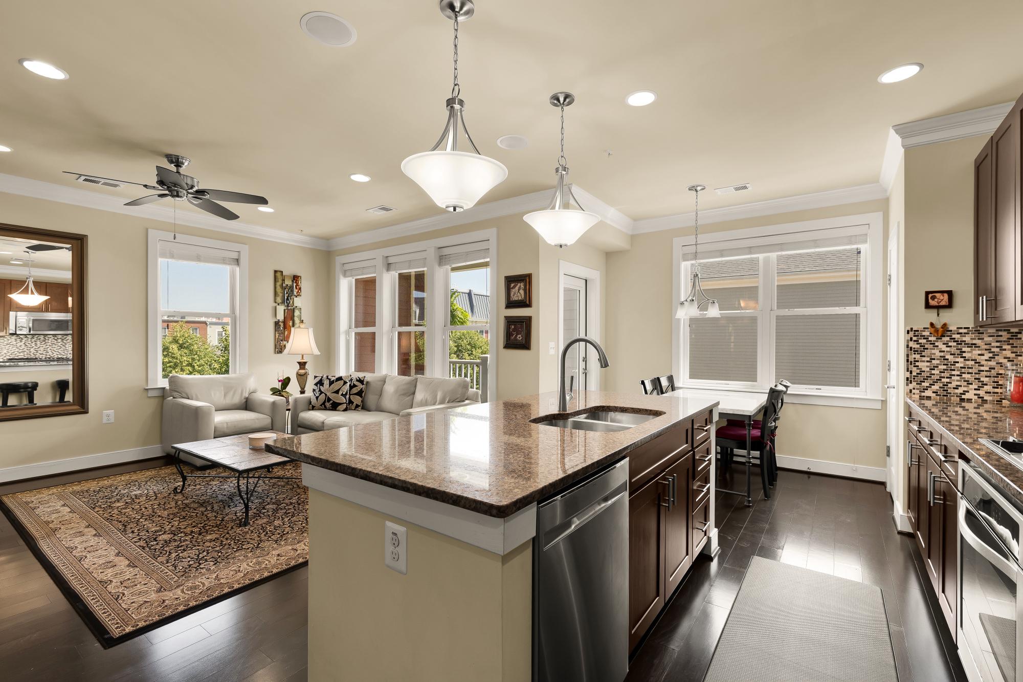  701 Annie Rose, Alexandria, VA, 22301 - 物件實景