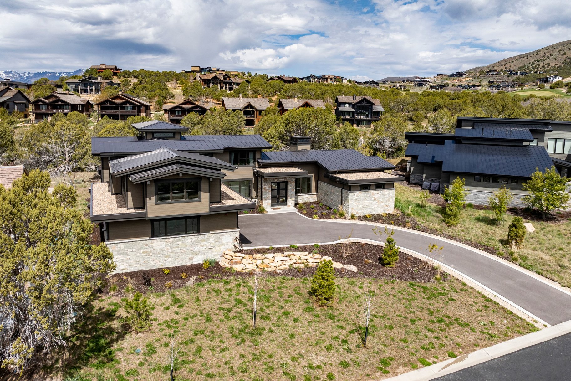  Custom Home Located by the Hole 18 of Red Ledges - 物件實景