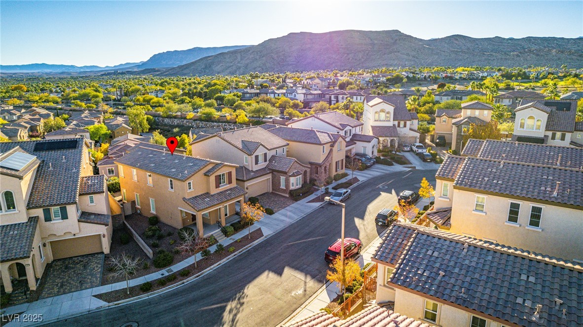 Las Vegas, Nevada, 89135, United States, 3 Bedrooms Bedrooms, ,3 BathroomsBathrooms,Residential,For Sale,2003378