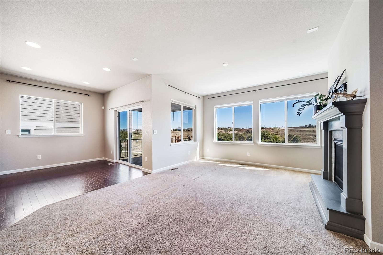 Castle Rock, Colorado, 80108, United States, 2 Bedrooms Bedrooms, ,2 BathroomsBathrooms,Residential,For Sale,1956380