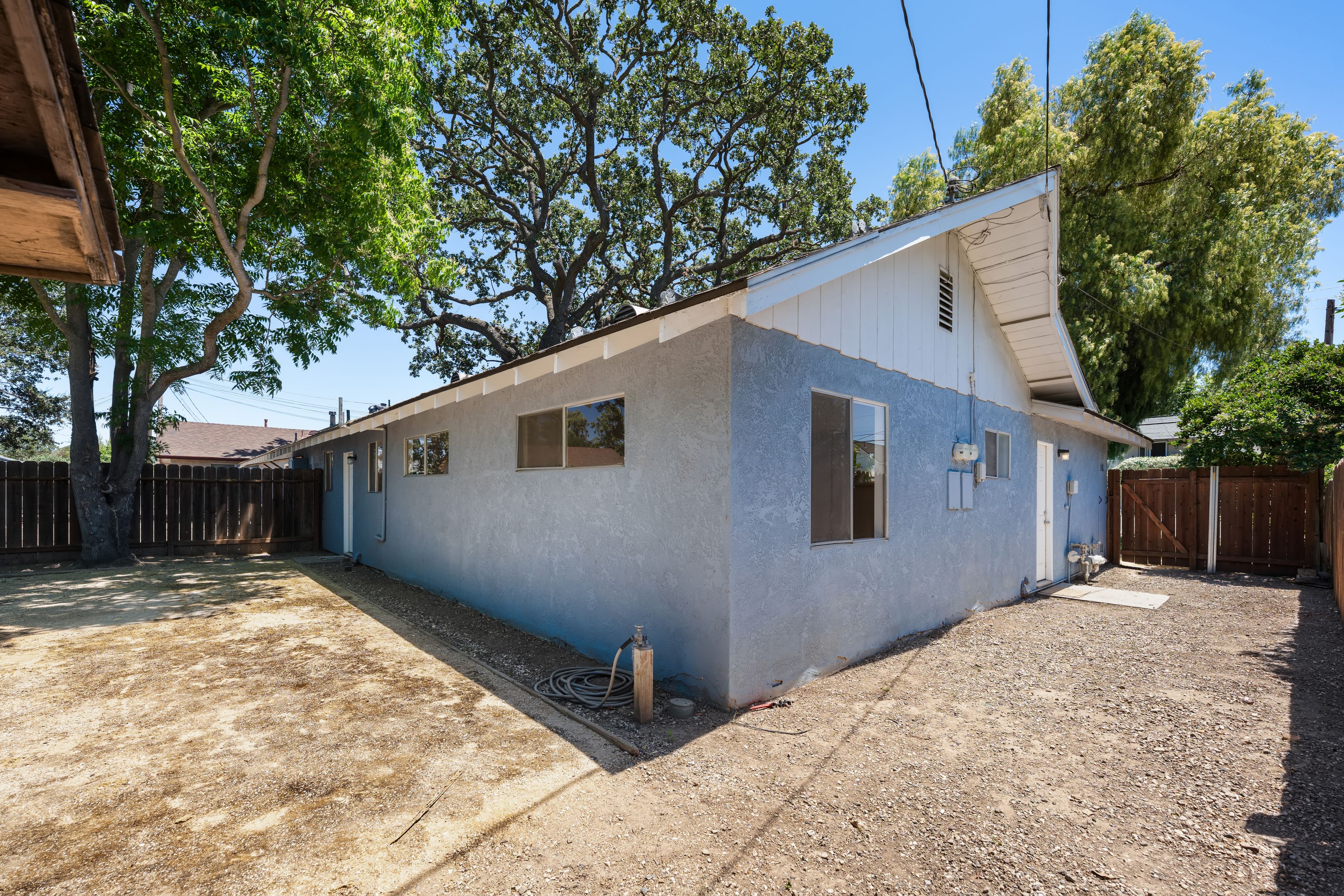  3617 Manzana Street - 物件實景