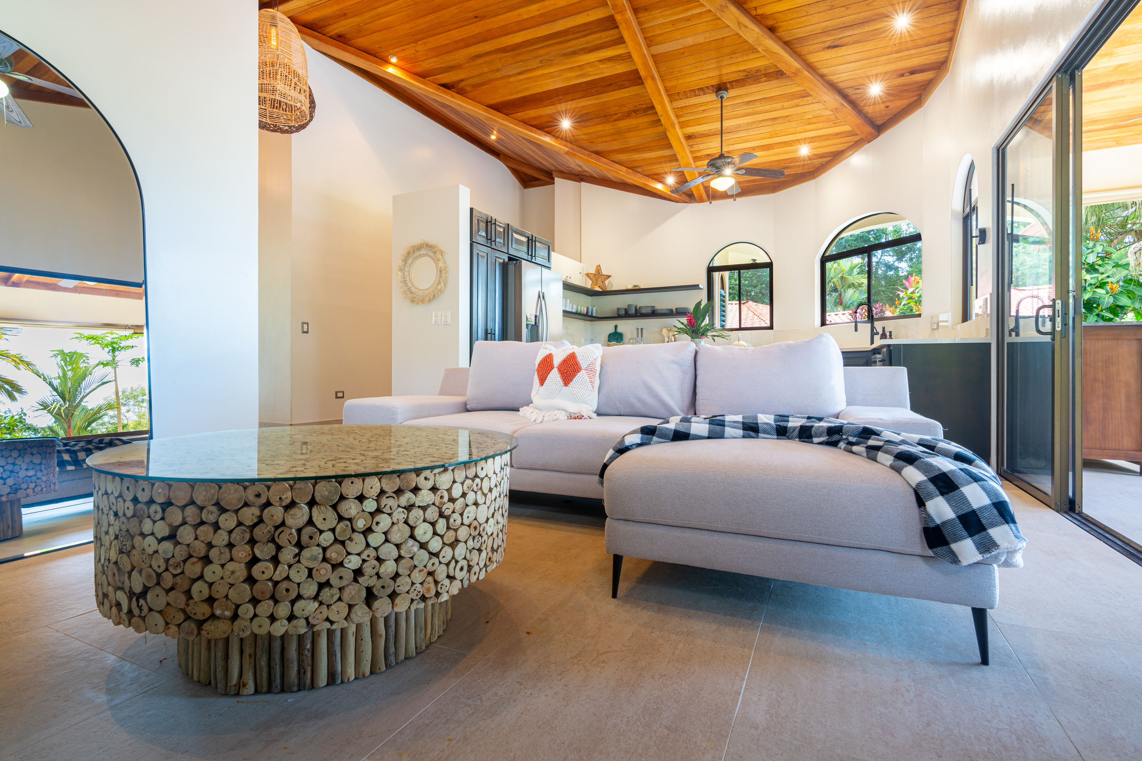 Ojochal, Puntarenas, 60504, CR, 3 Bedrooms Bedrooms, ,2 BathroomsBathrooms,Residential,For Sale,2003278