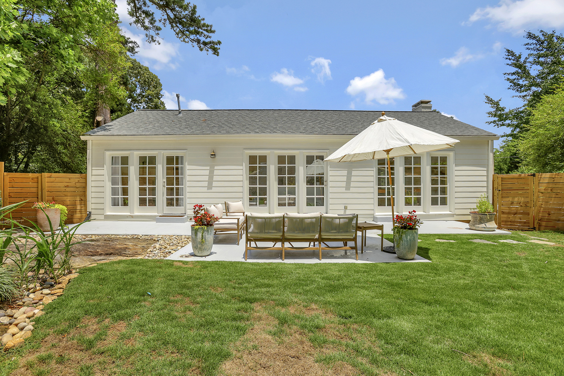  Elegant Home in Sought-After Martin Manor - 物件實景