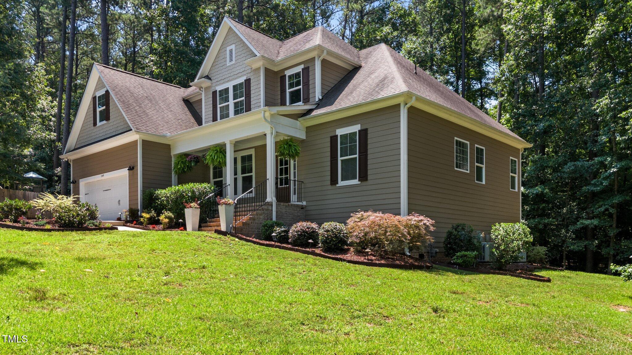Clayton, North Carolina, 27527, United States, 3 Bedrooms Bedrooms, ,4 BathroomsBathrooms,Residential,For Sale,1874514