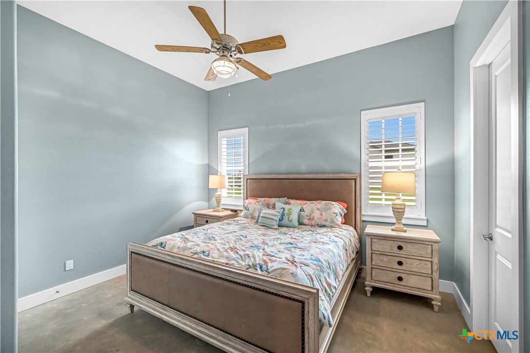 Port O'Connor, Texas, 77979, United States, 5 Bedrooms Bedrooms, ,3 BathroomsBathrooms,Residential,For Sale,1925568