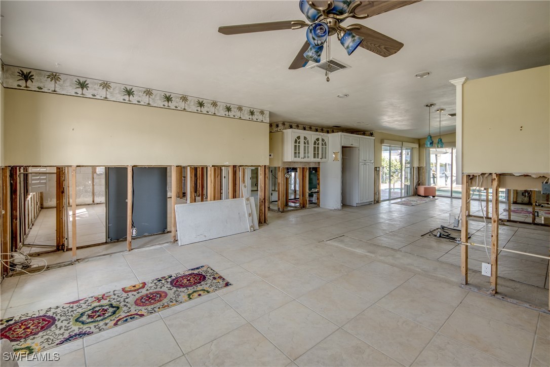 Matlacha, Florida, 33993, United States, 2 Bedrooms Bedrooms, ,2 BathroomsBathrooms,Residential,For Sale,1980106