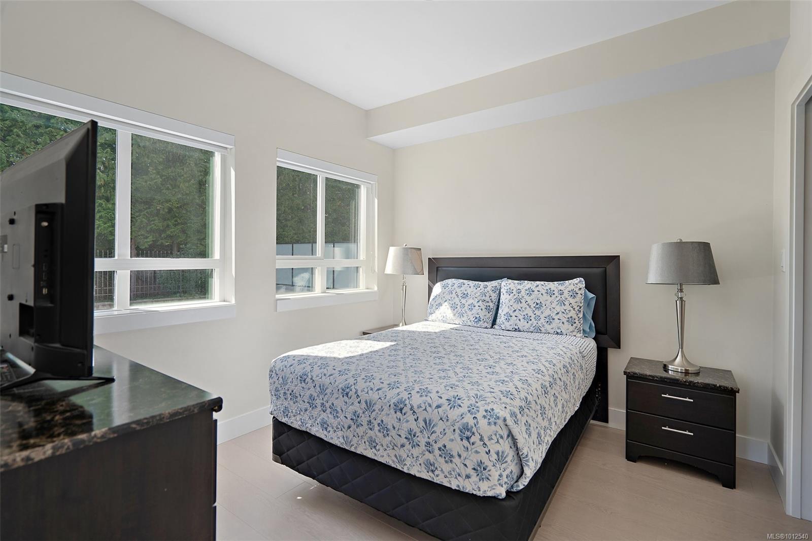 VIEW ROYAL, British Columbia, V9A 2P8, CA, 2 Bedrooms Bedrooms, ,Residential,For Sale,1948032