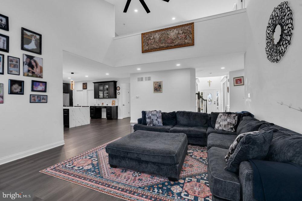 Bordentown, New Jersey, 08505, United States, 4 Bedrooms Bedrooms, ,3 BathroomsBathrooms,Residential,For Sale,1989199