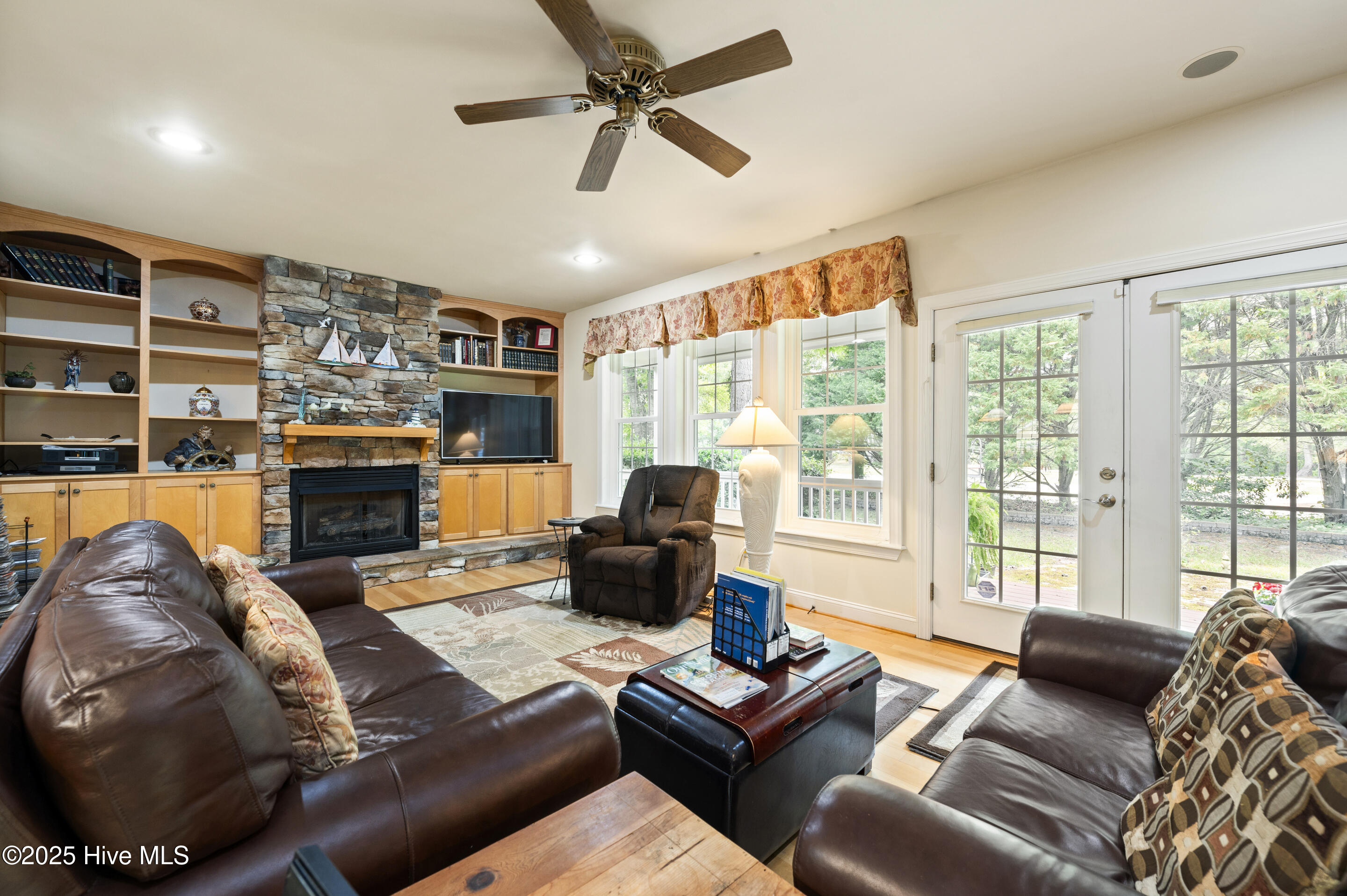 Bolivia, North Carolina, 28422, United States, 5 Bedrooms Bedrooms, ,5 BathroomsBathrooms,Residential,For Sale,1836884
