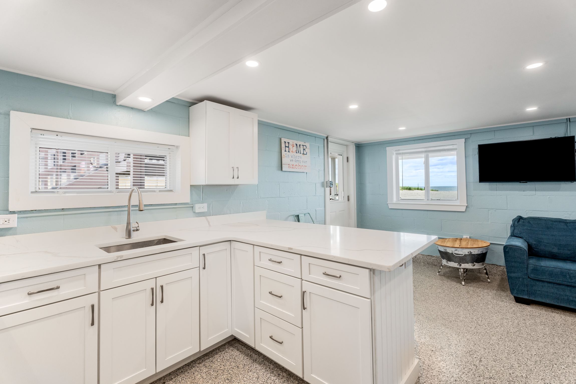 27 Concord Avenue, Hampton, NH, 03842 - 物件實景