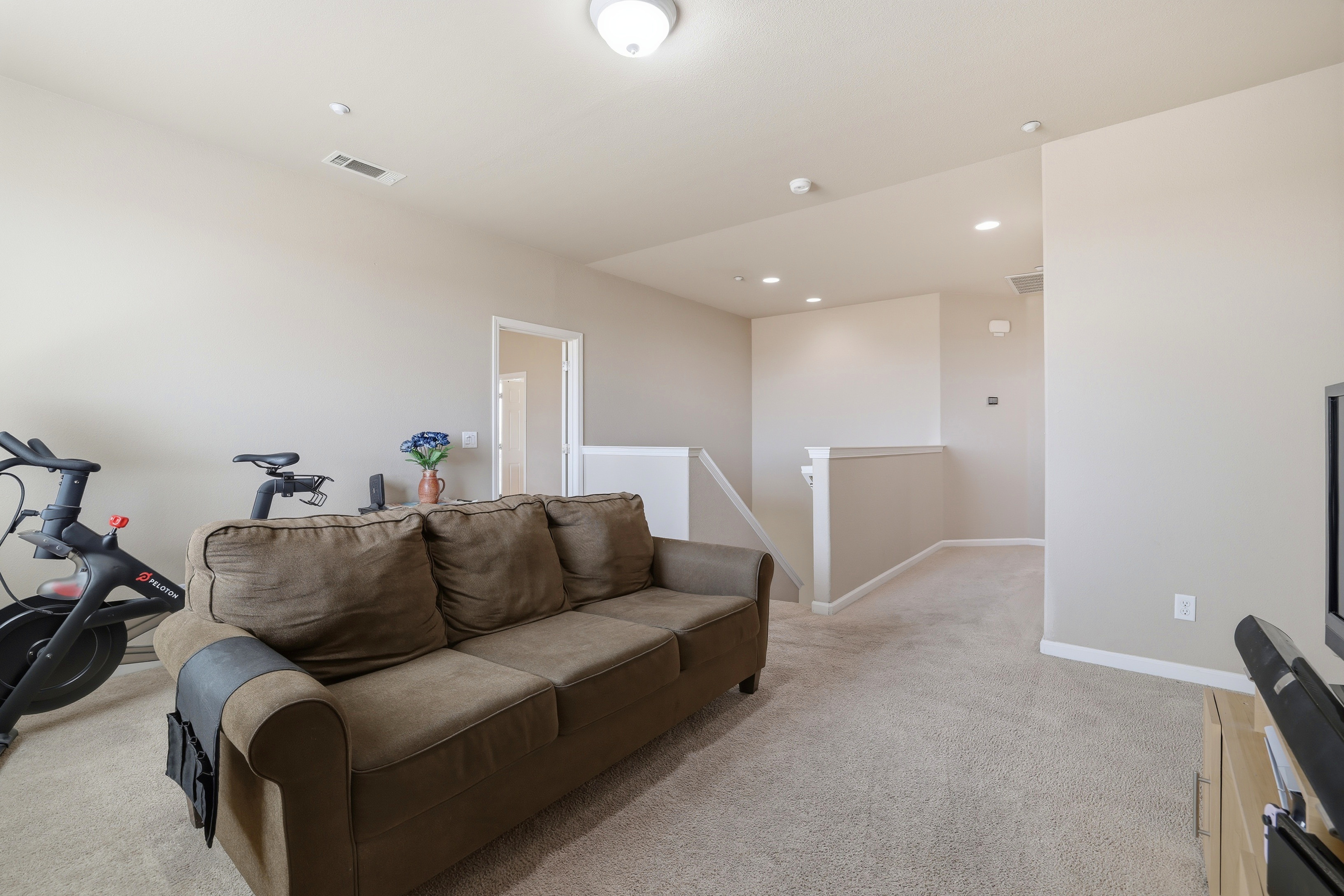  100 Horton Court, Roseville, CA 95747 - 物件實景