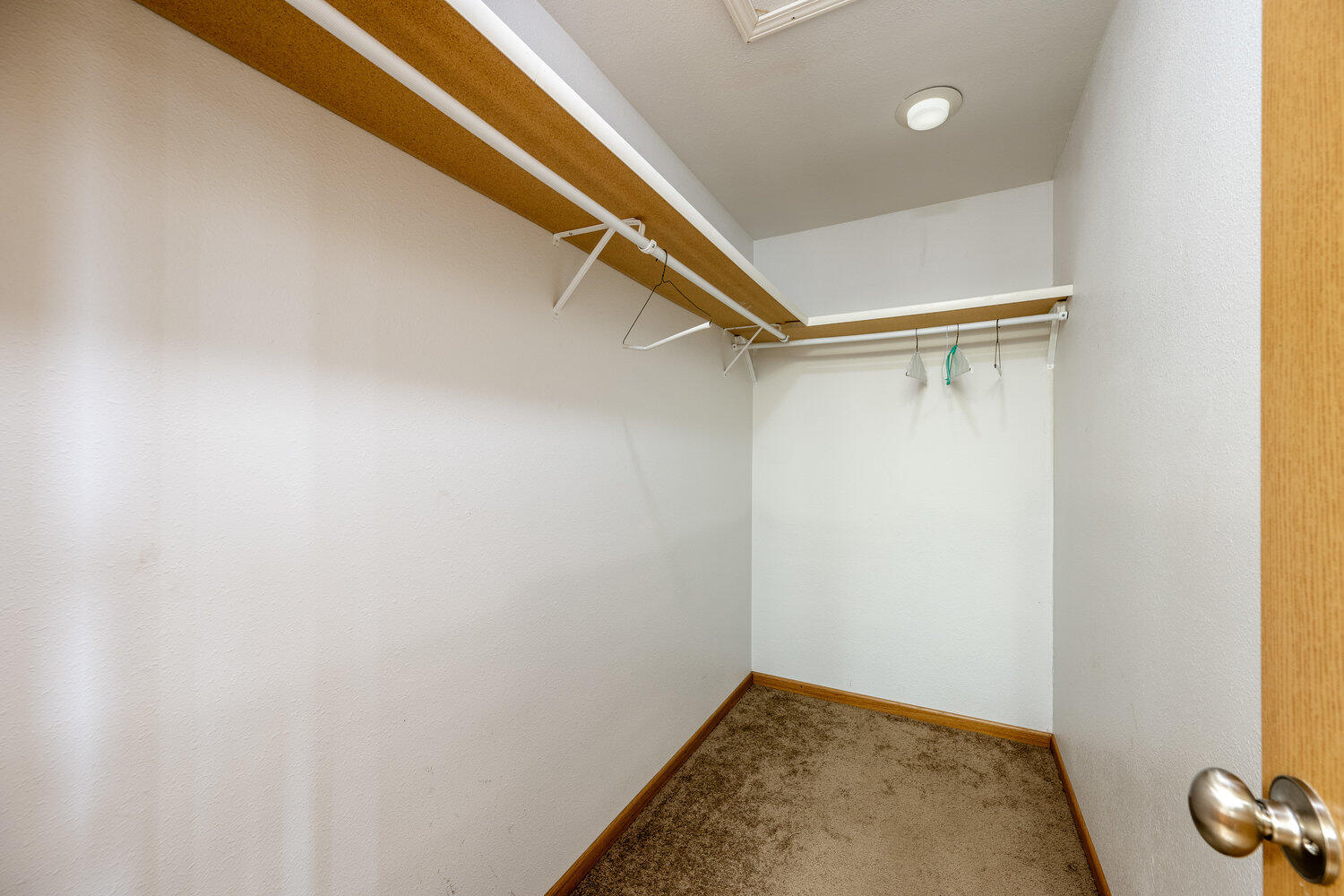 Buffalo, Wyoming, 82834, United States, 4 Bedrooms Bedrooms, ,4 BathroomsBathrooms,Residential,For Sale,1990981