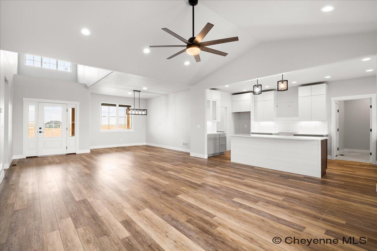 Granite Canon, Wyoming, 82054, United States, 4 Bedrooms Bedrooms, ,3 BathroomsBathrooms,Residential,For Sale,1786029