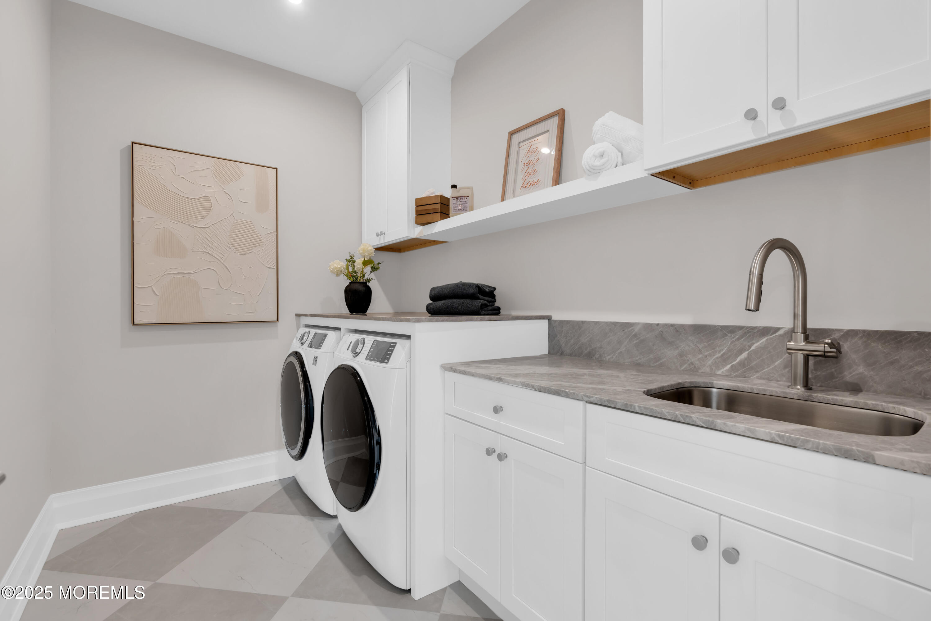 Little Silver, New Jersey, 07739, United States, 5 Bedrooms Bedrooms, ,5 BathroomsBathrooms,Residential,For Sale,2005340