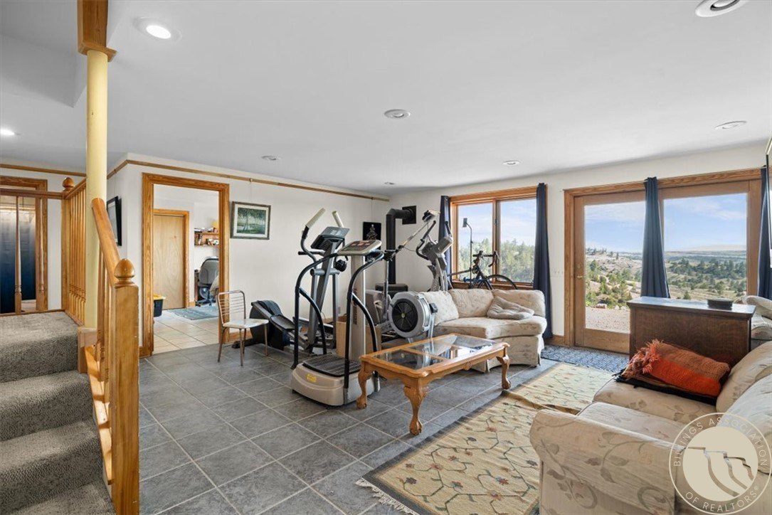 Billings, Montana, 59101, United States, 5 Bedrooms Bedrooms, ,4 BathroomsBathrooms,Residential,For Sale,1977602