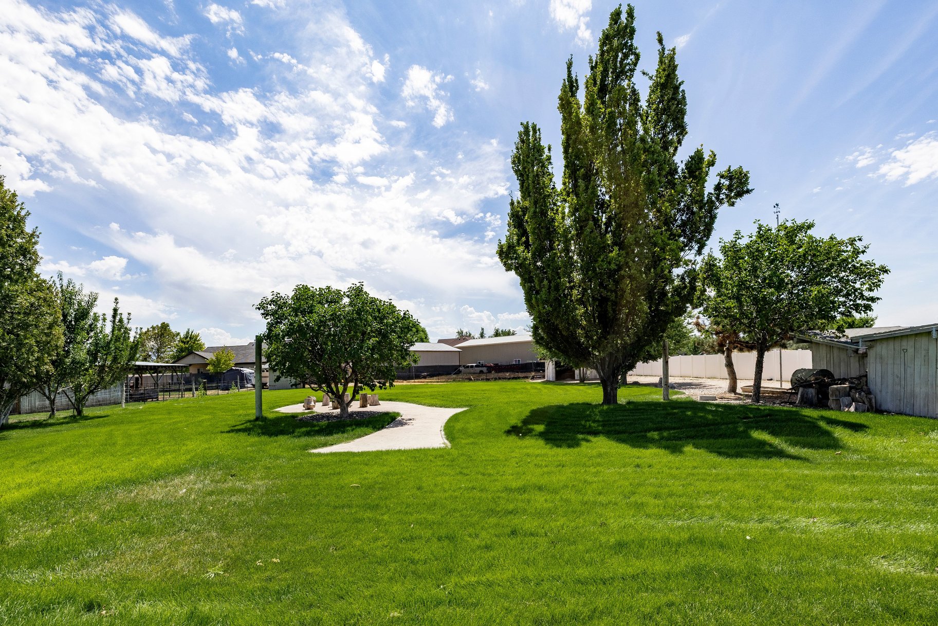  North Ogden Horse Property - 物件實景