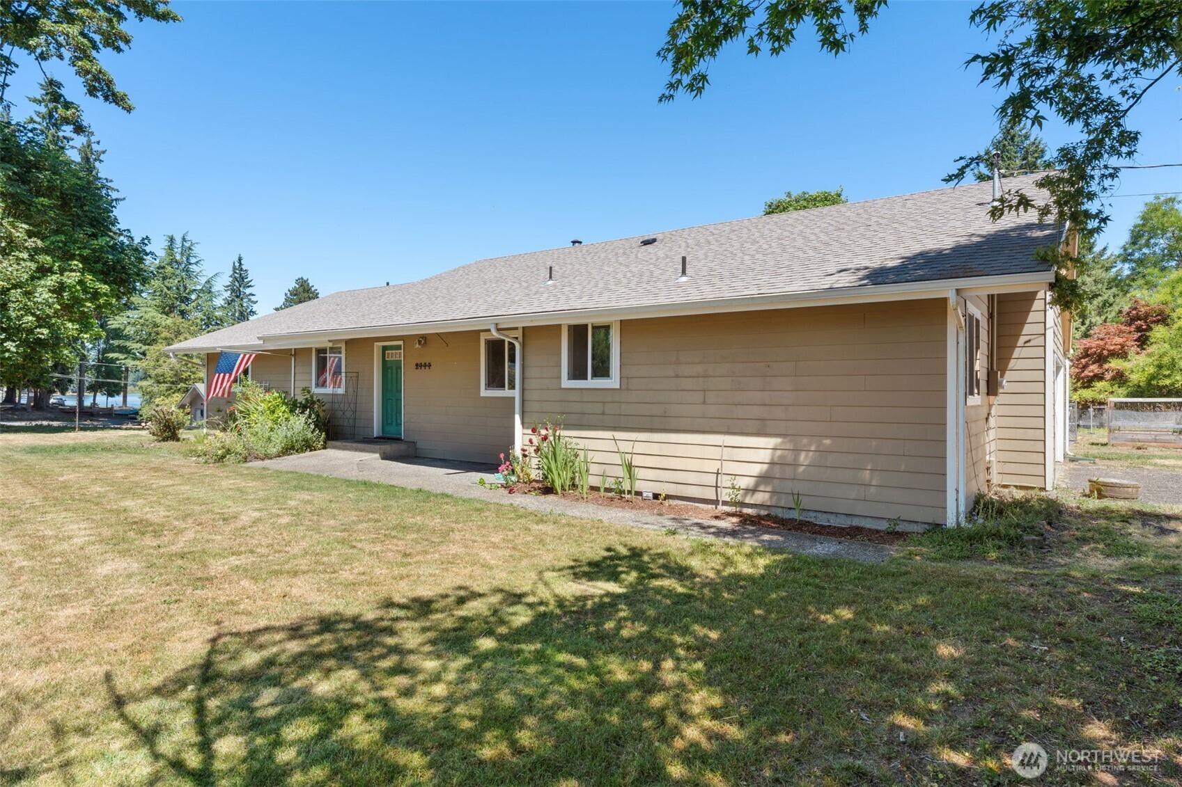 Olympia, Washington, 98512, United States, 3 Bedrooms Bedrooms, ,2 BathroomsBathrooms,Residential,For Sale,1944726