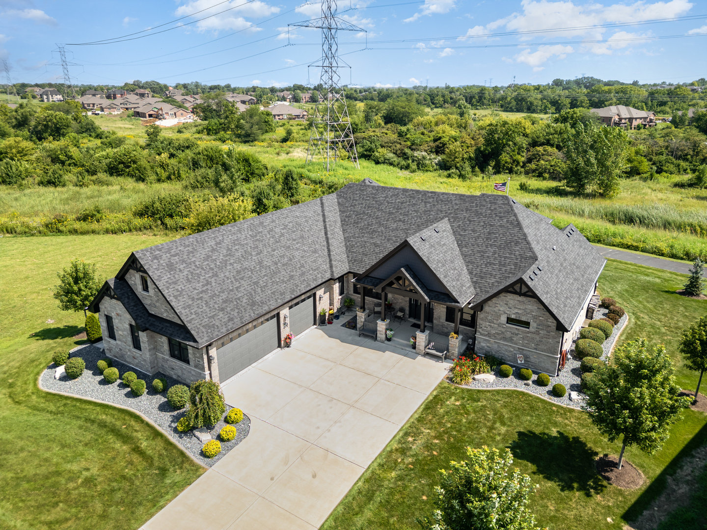 Frankfort, Illinois, 60423, United States, 2 Bedrooms Bedrooms, ,3 BathroomsBathrooms,Residential,For Sale,1927713
