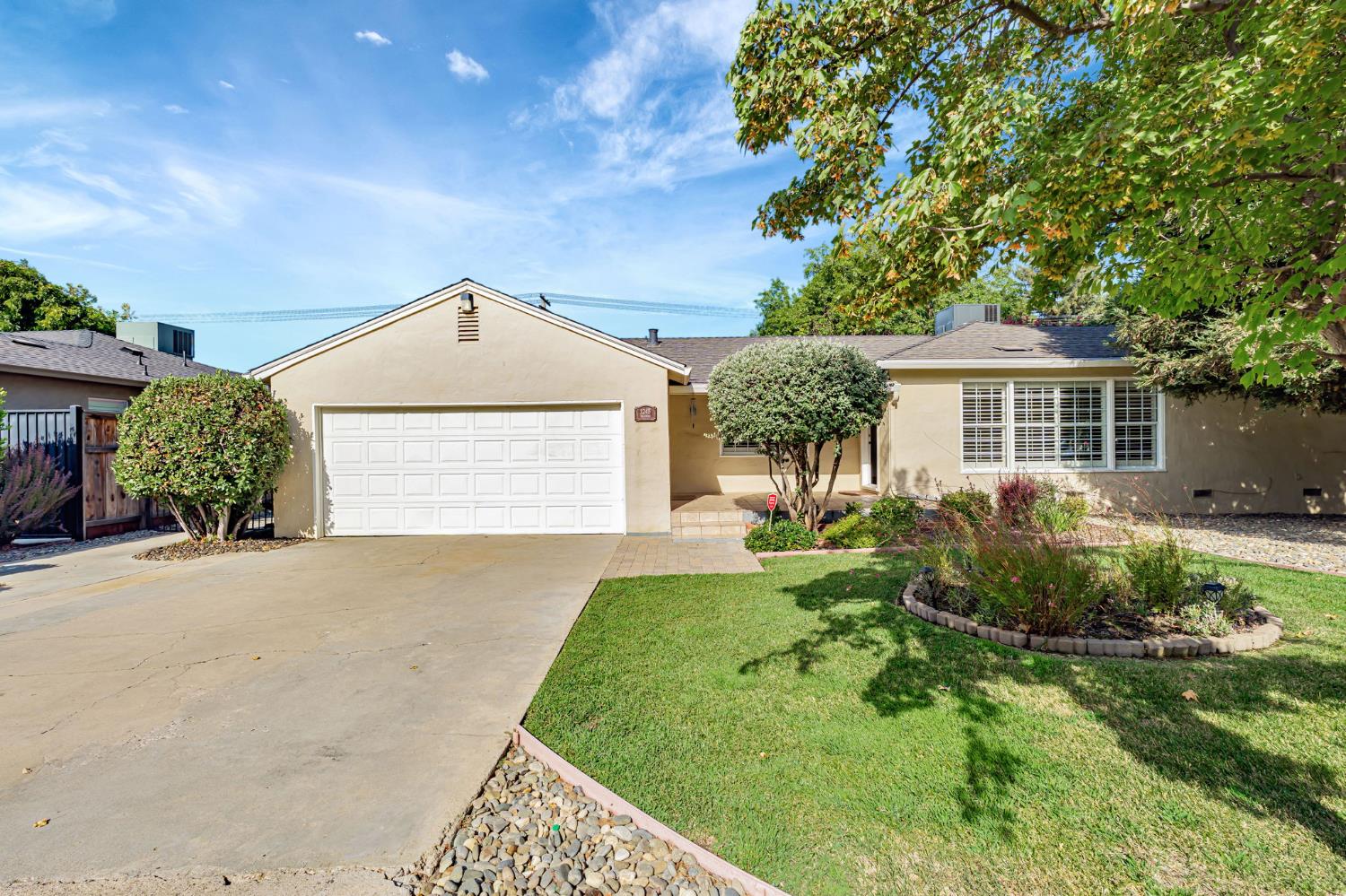 Modesto, California, 95350, United States, 3 Bedrooms Bedrooms, ,2 BathroomsBathrooms,Residential,For Sale,1927258