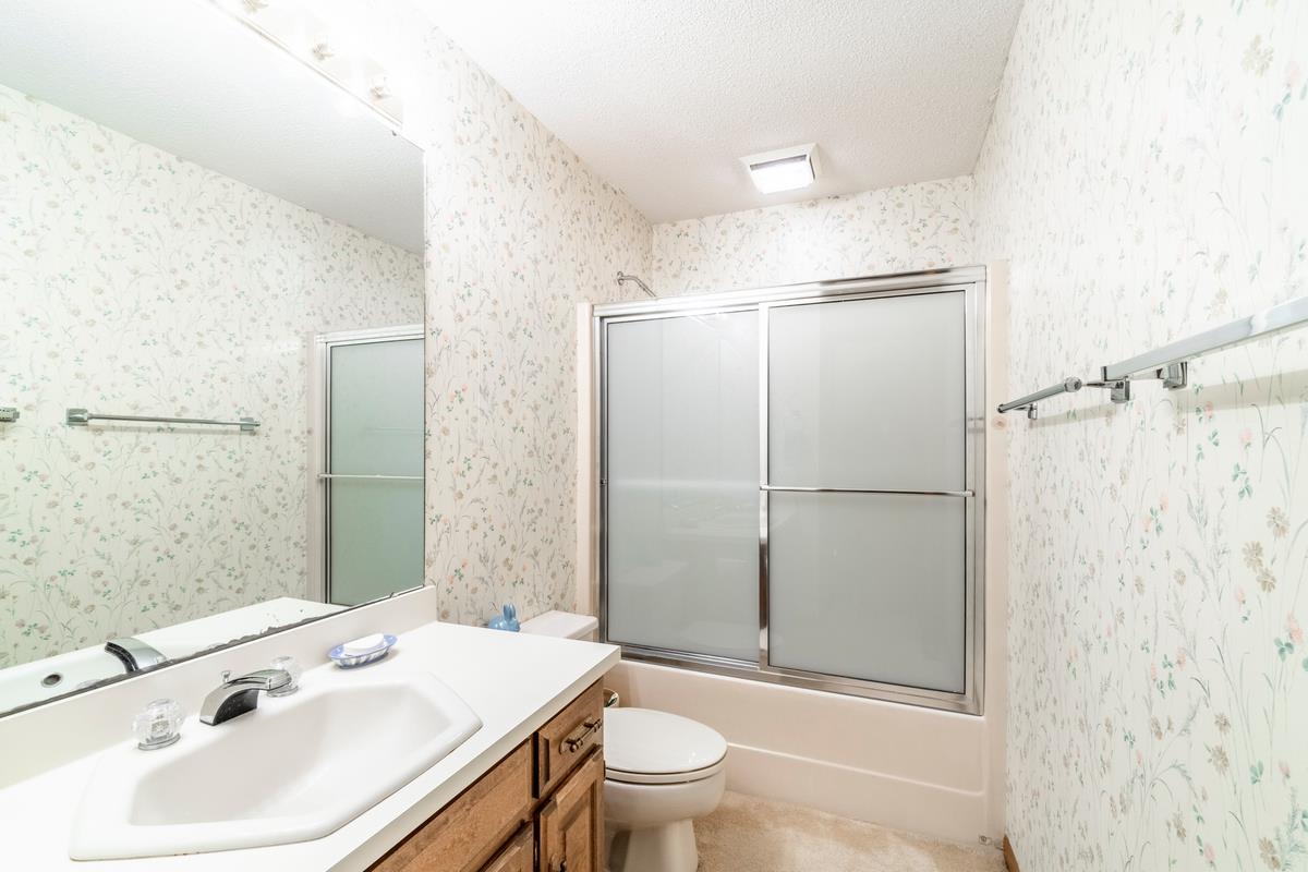 Fremont, Indiana, 46737, United States, 2 Bedrooms Bedrooms, ,2 BathroomsBathrooms,Residential,For Sale,1694932