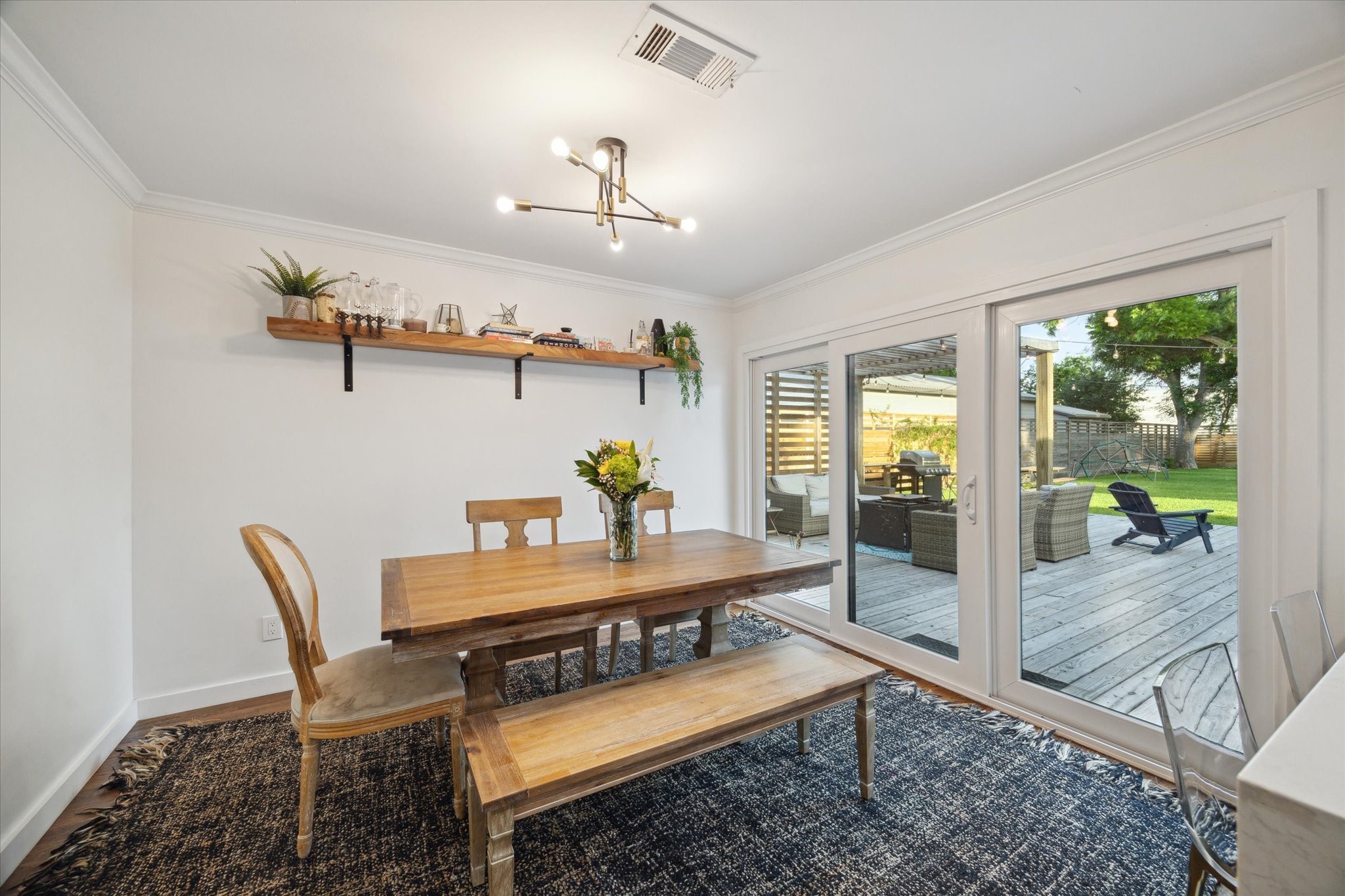  4509 Randwick Drive - 物件實景