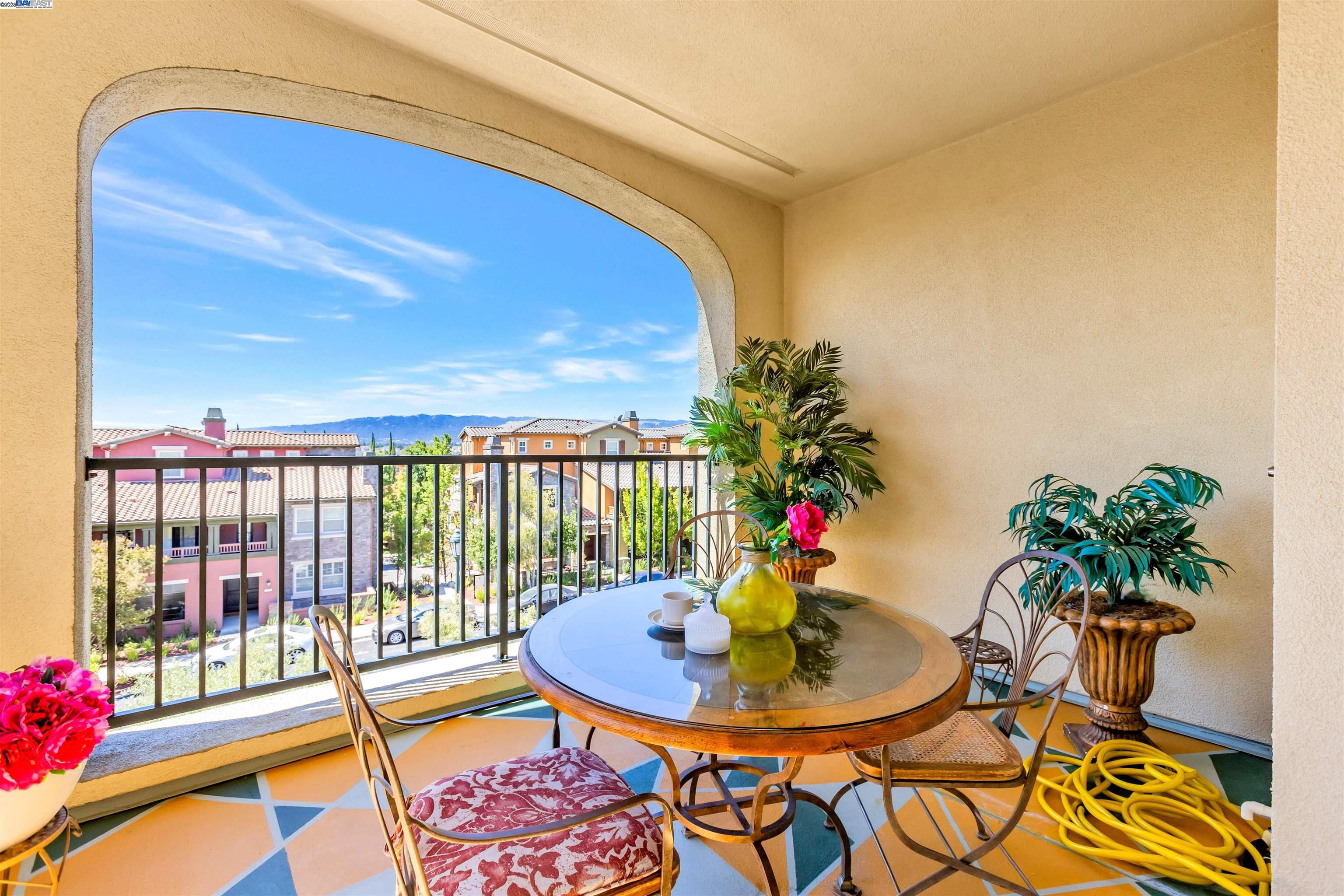 Dublin, California, 94568, United States, 2 Bedrooms Bedrooms, ,2 BathroomsBathrooms,Residential,For Sale,1997386