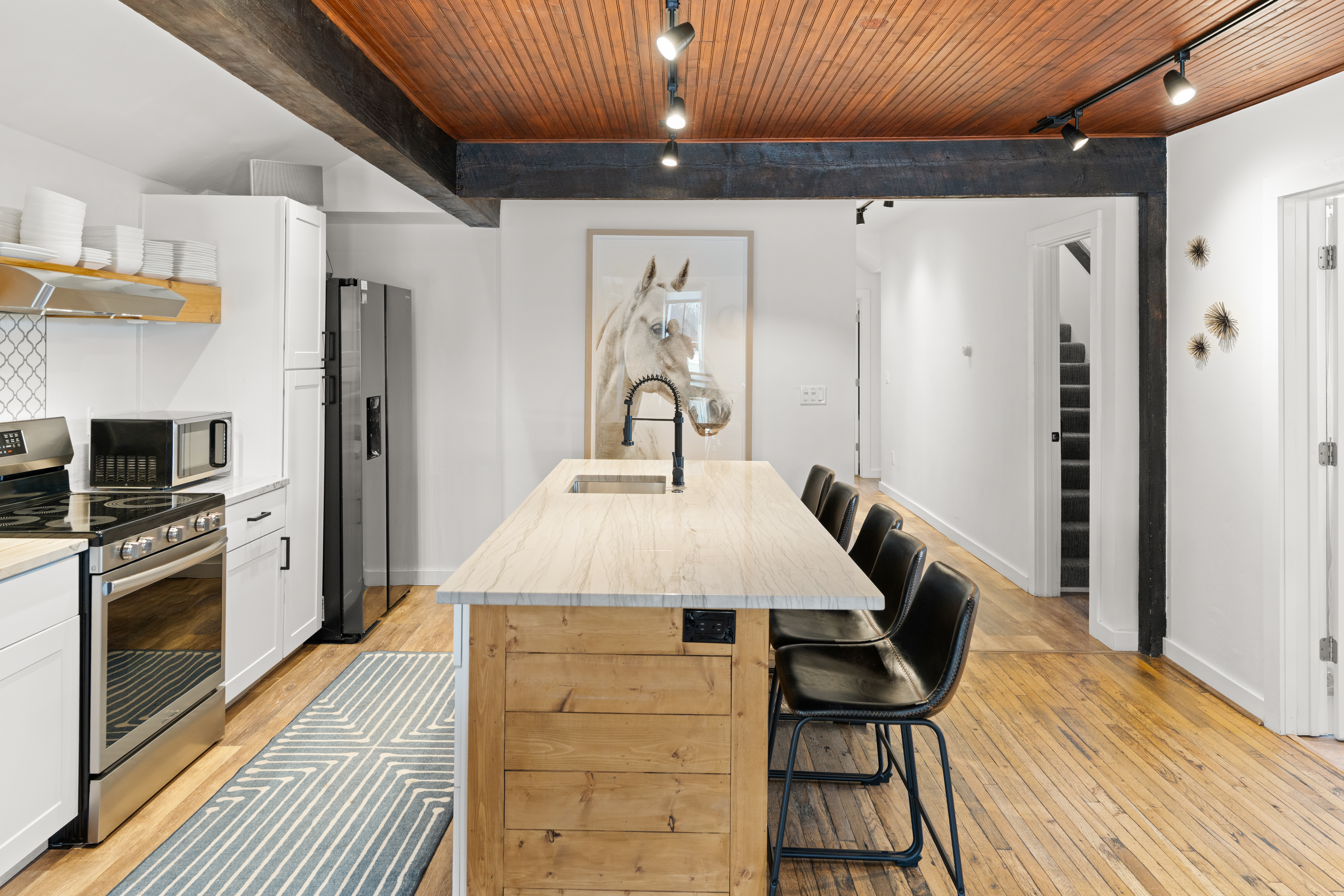  Meticulously Remodeled Historic Home - 物件實景